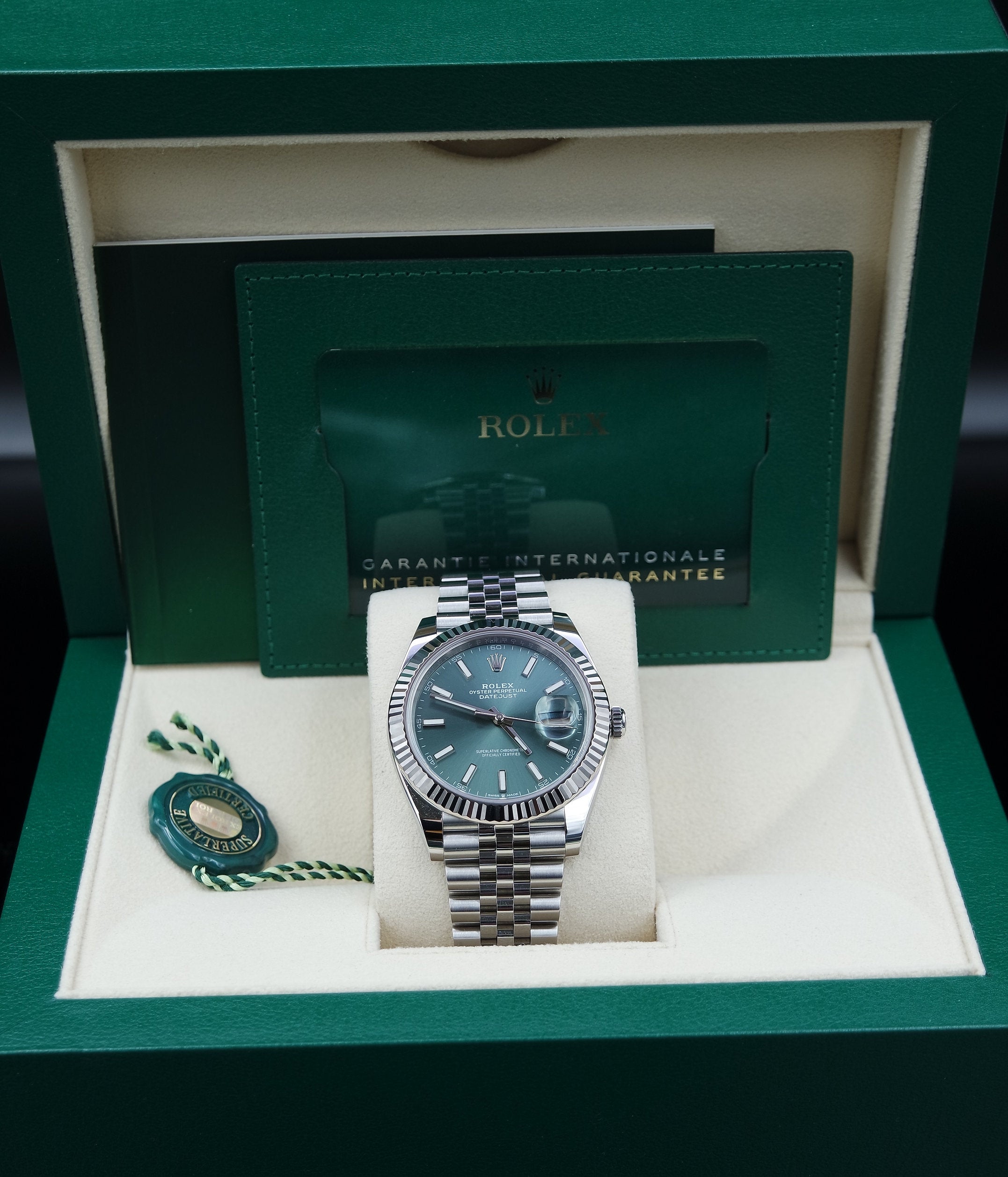 Rolex Datejust 41 Grün - 2025 - Jubilee - Fullset - Stahl - 126334