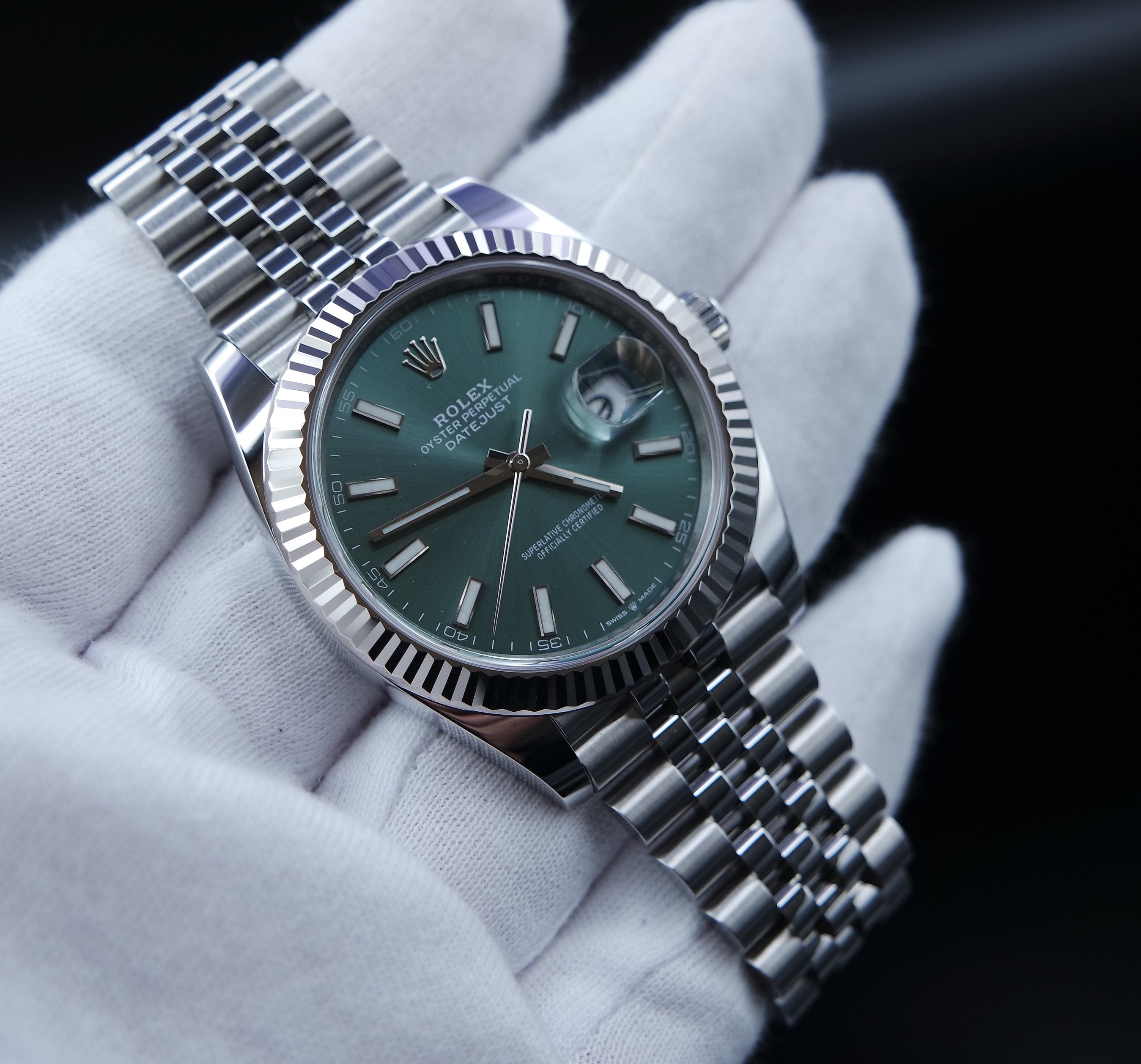 Rolex Datejust 41 Grün - 2025 - Jubilee - Fullset - Stahl - 126334