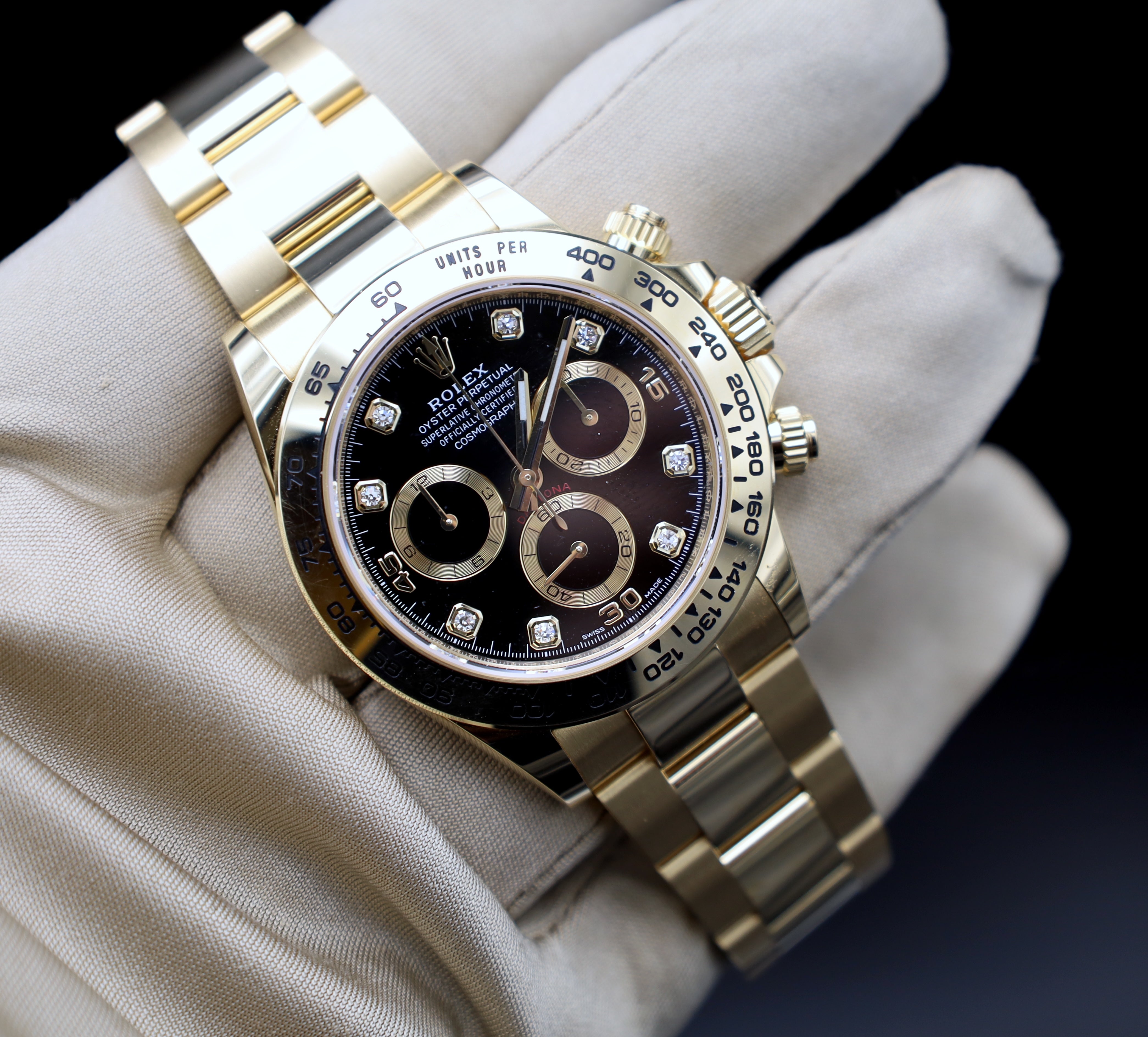 Rolex Daytona Gelbgold Schwarzes Diamant Zifferblatt 2021 - LC100 - 116508