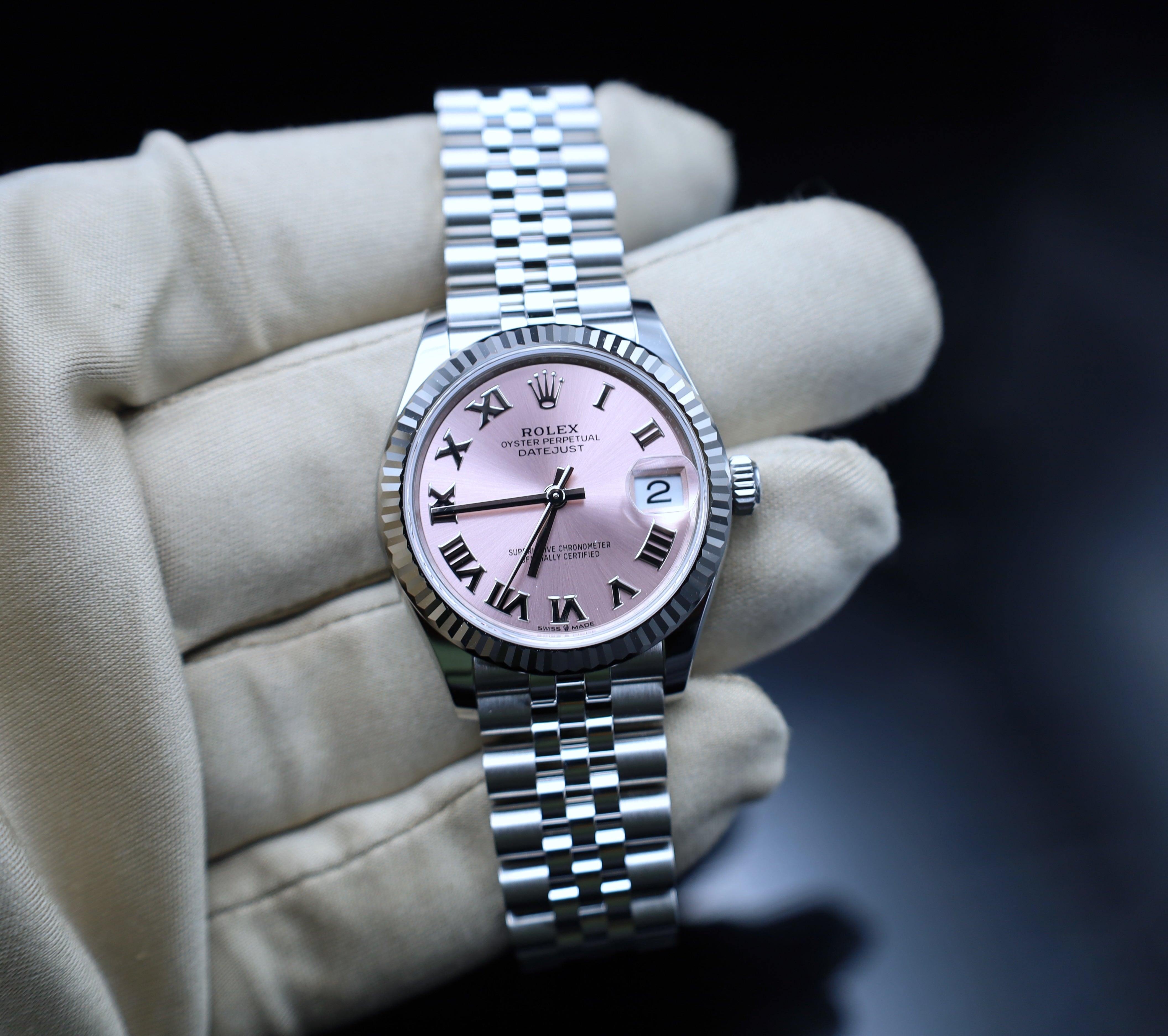 Rolex Datejust 31 Pinkes Zifferblatt - 2024 - LC100 - Neuwertig - Fullset - Jubilee
