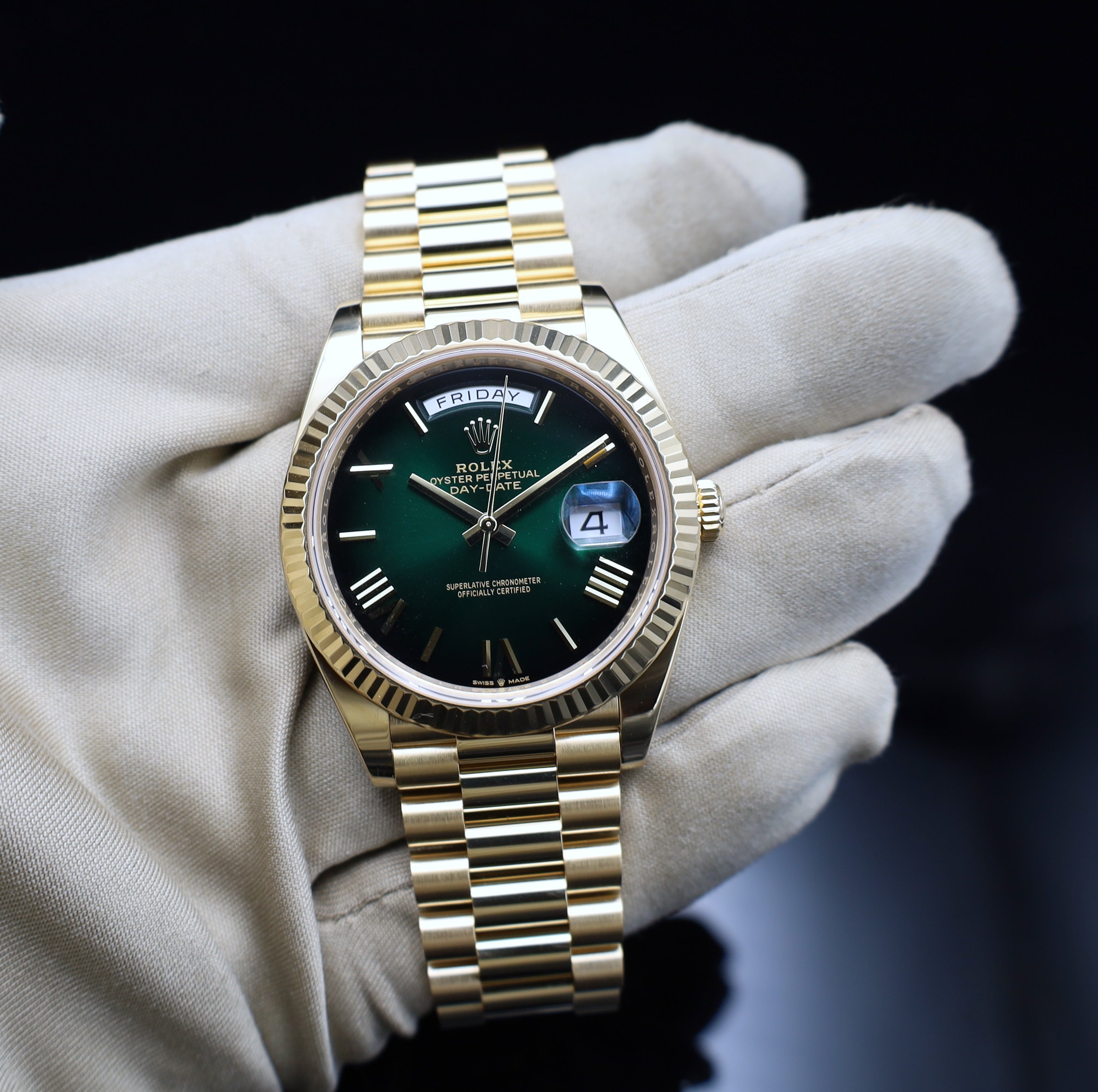 Rolex Day Date Ombré Grün - Gelbgold - 09/2024 - LC100 - Fullset