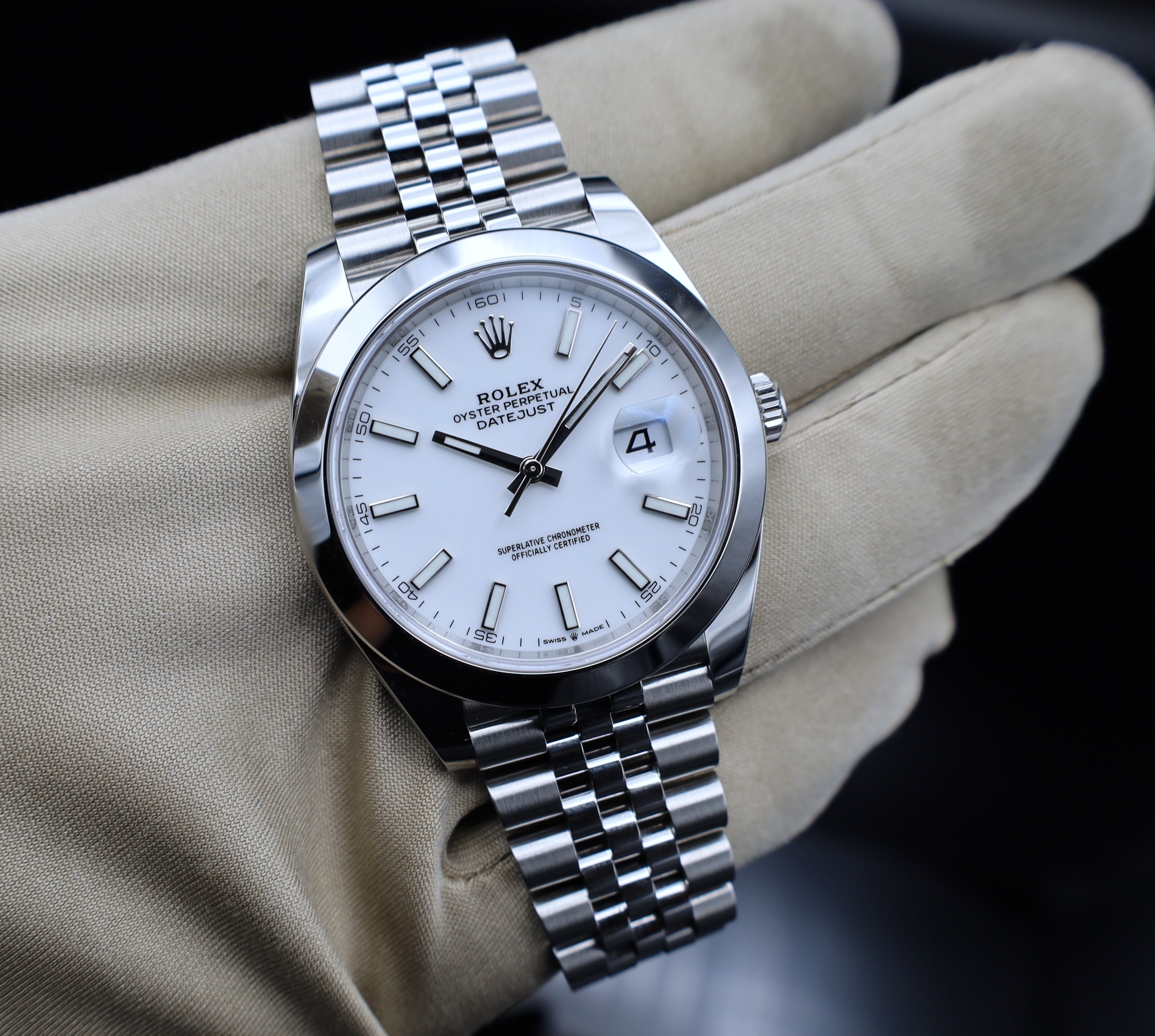Rolex Datejust 41 Weißes Zifferblatt - LC100 - 2022 - Jubileeband - Fullset