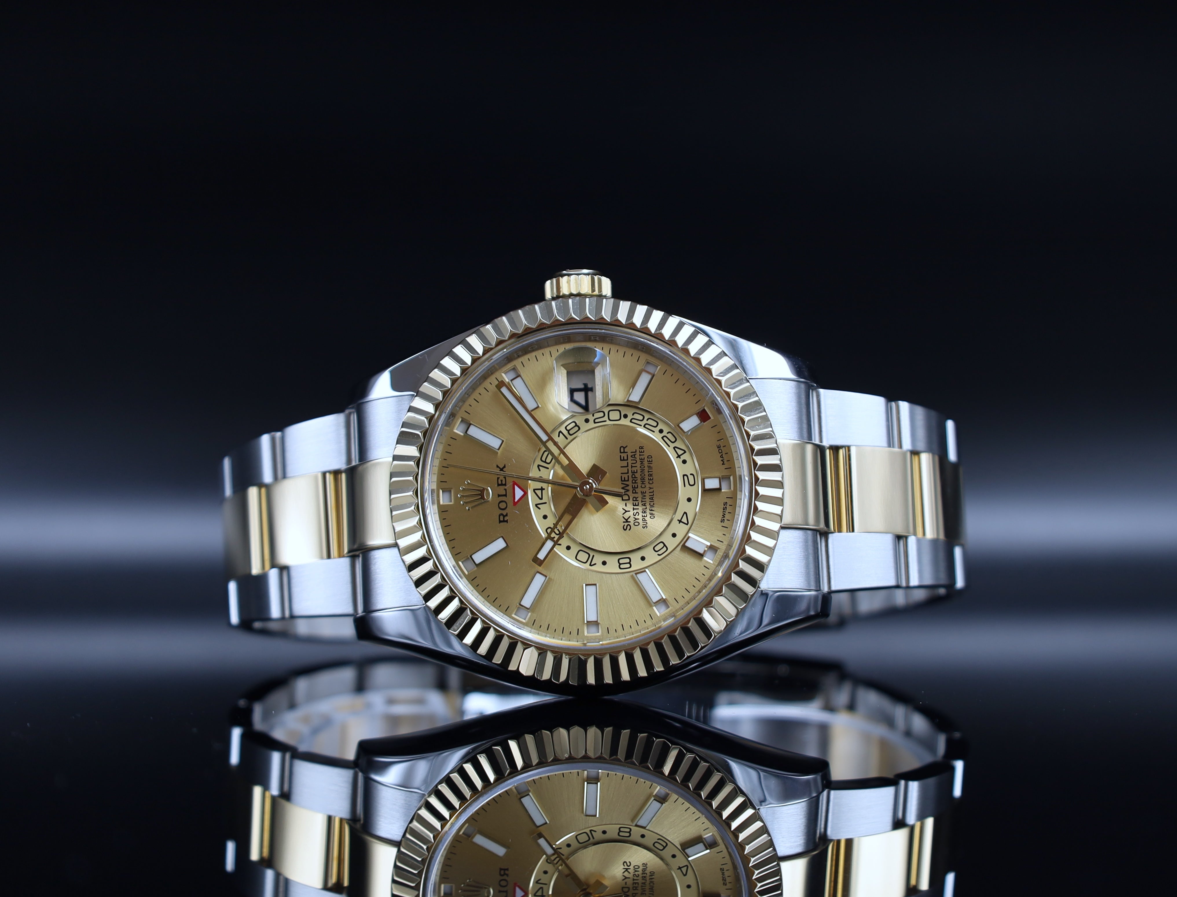 Rolex Sky-Dweller Champagner - 2023 - Fullset - Stahl/Gold - 326933