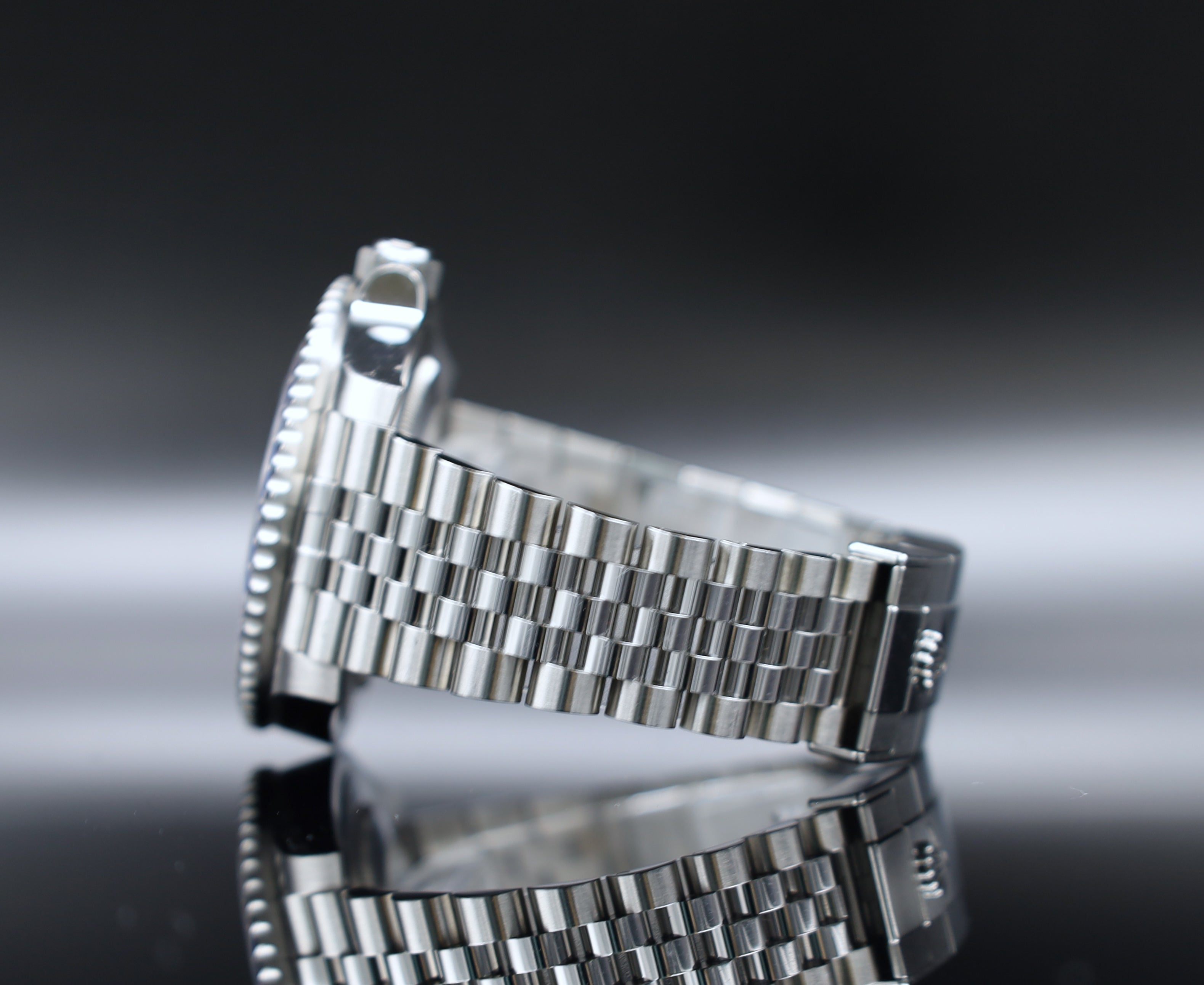 Rolex GMT Master II "Batgirl" - 2025- 126710BLNR - Fullset