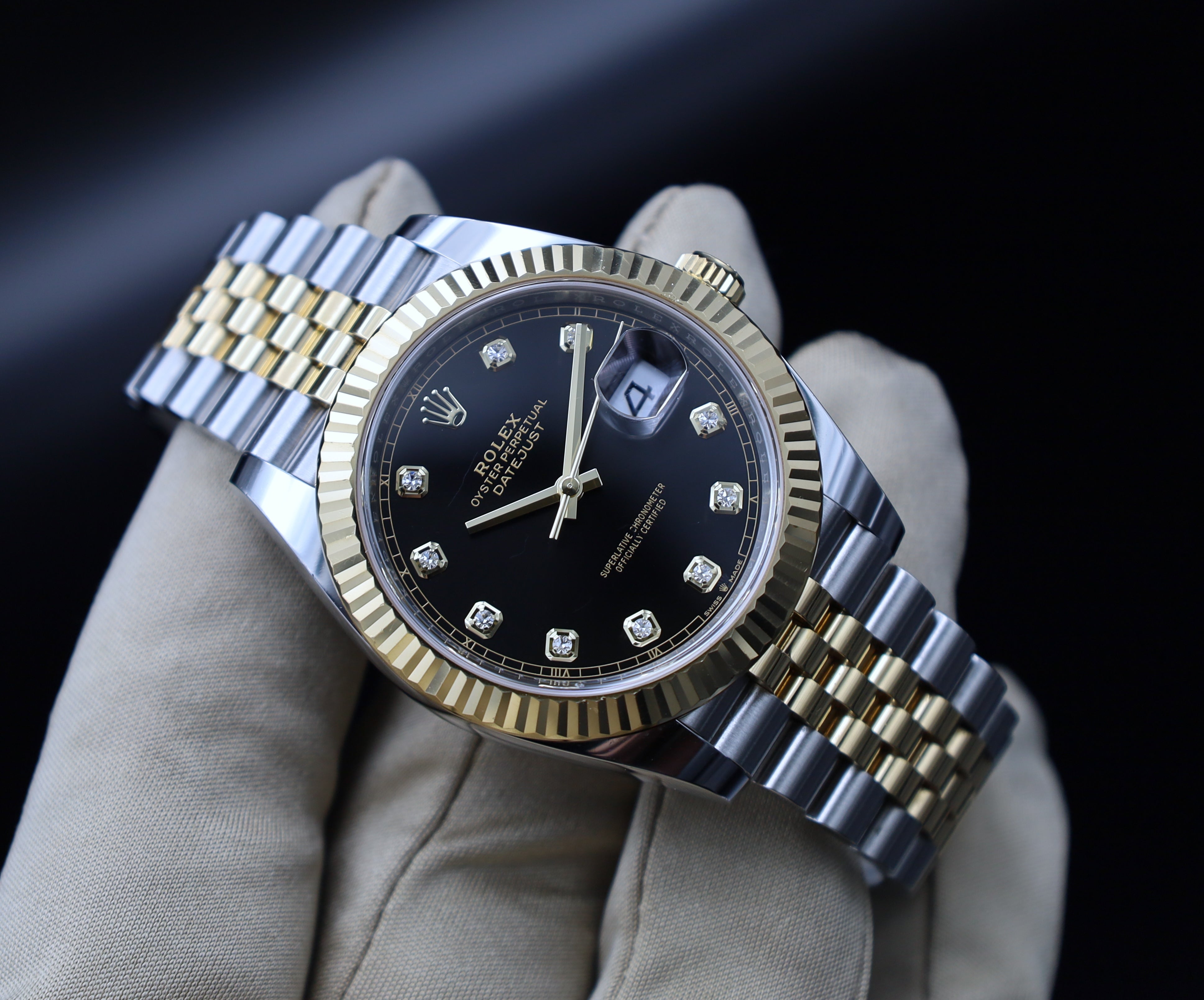 Rolex Datejust 41 Schwarz Diamant - Stahl/Gold - 11/2024 - LC100 - Fullset