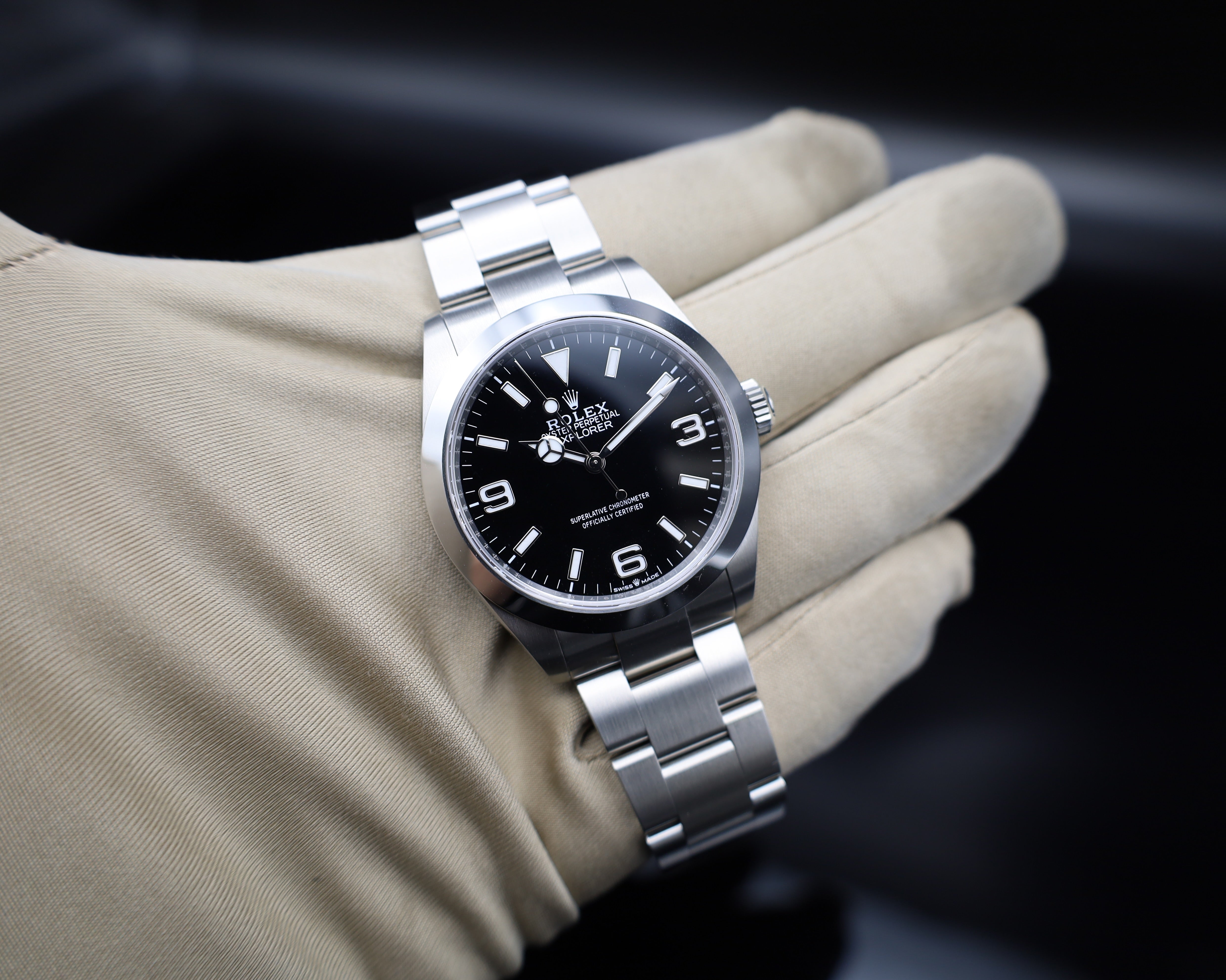 Rolex Explorer 40 - 2025 - Like New - Fullset - Lc100
