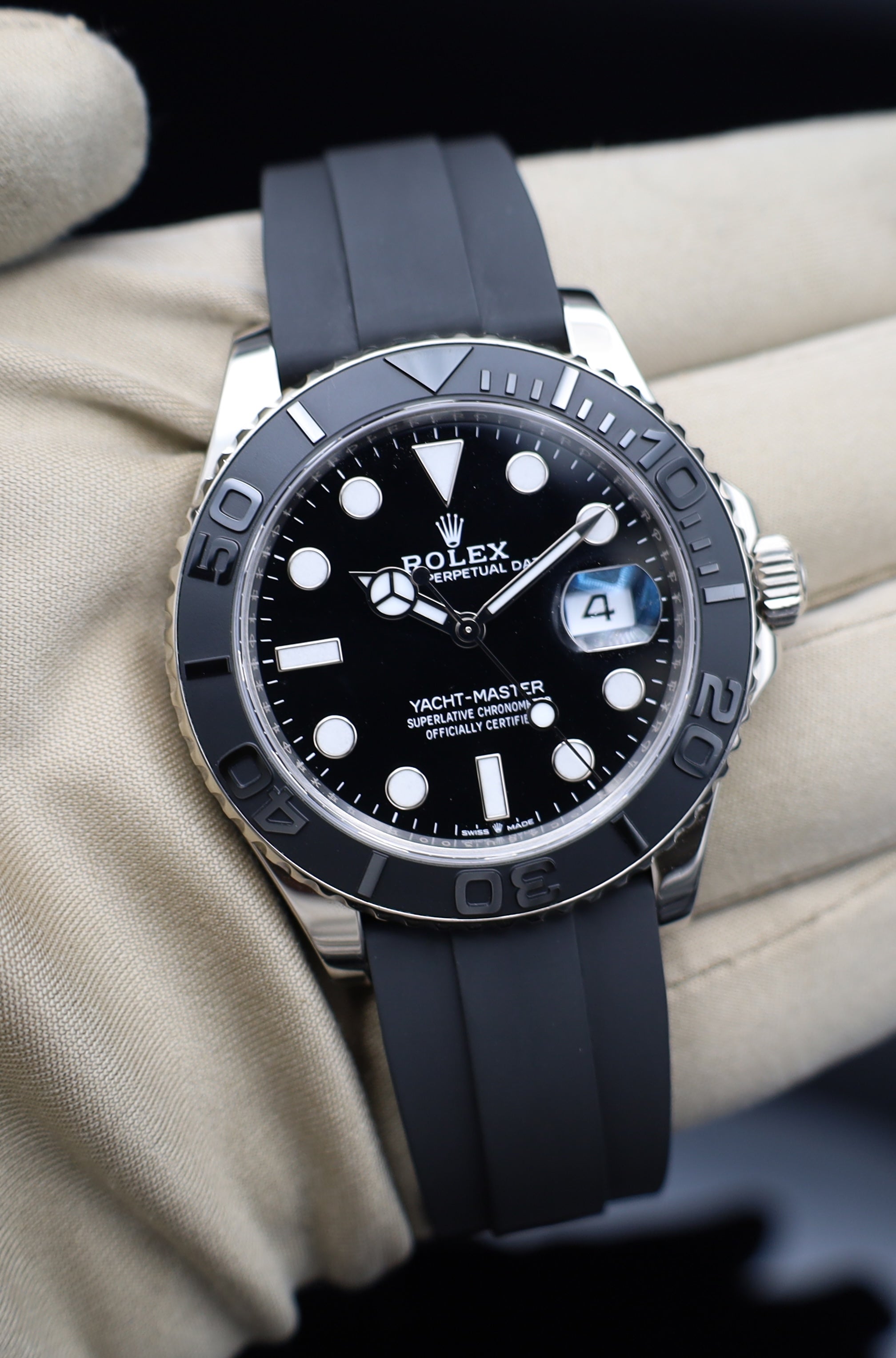 Rolex Yacht-Master 42 - Weißgold - 12/2022 - Fullset - 226659