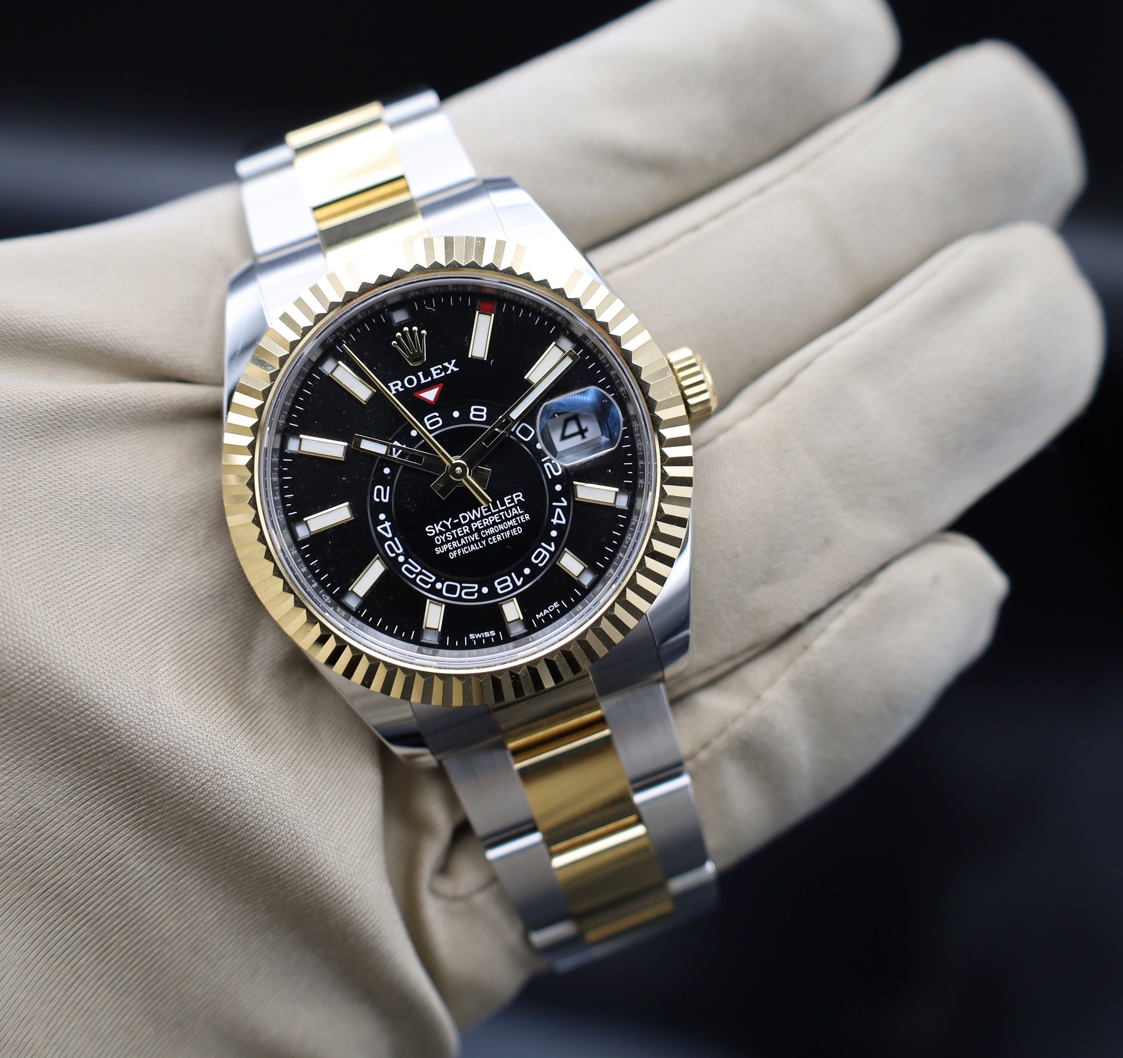 Rolex Sky-Dweller Schwarz - 2020 - LC100 - Fullset - Stahl/Gold - 326933