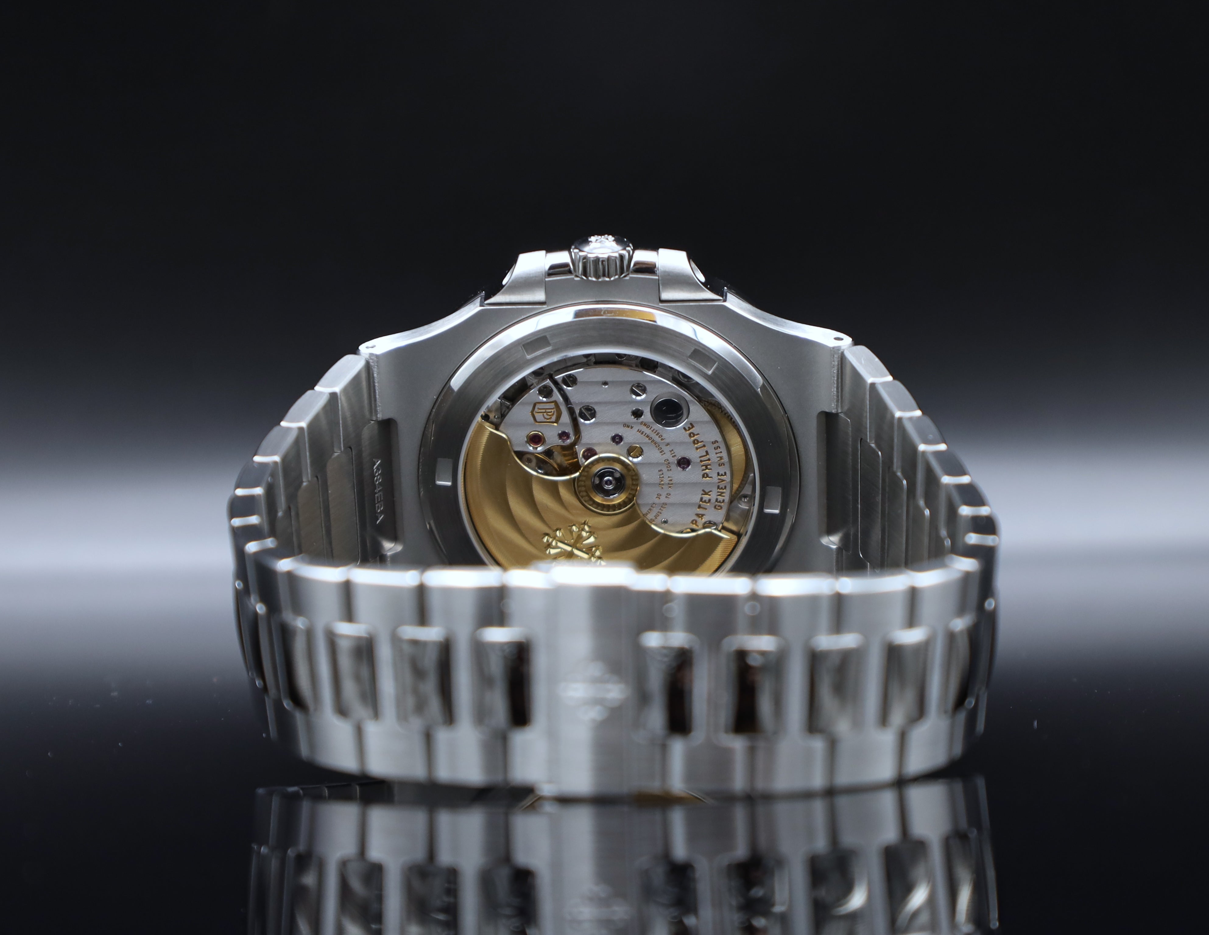 Patek Philippe Nautilus Grün - 5711A - 2021 - Full Set