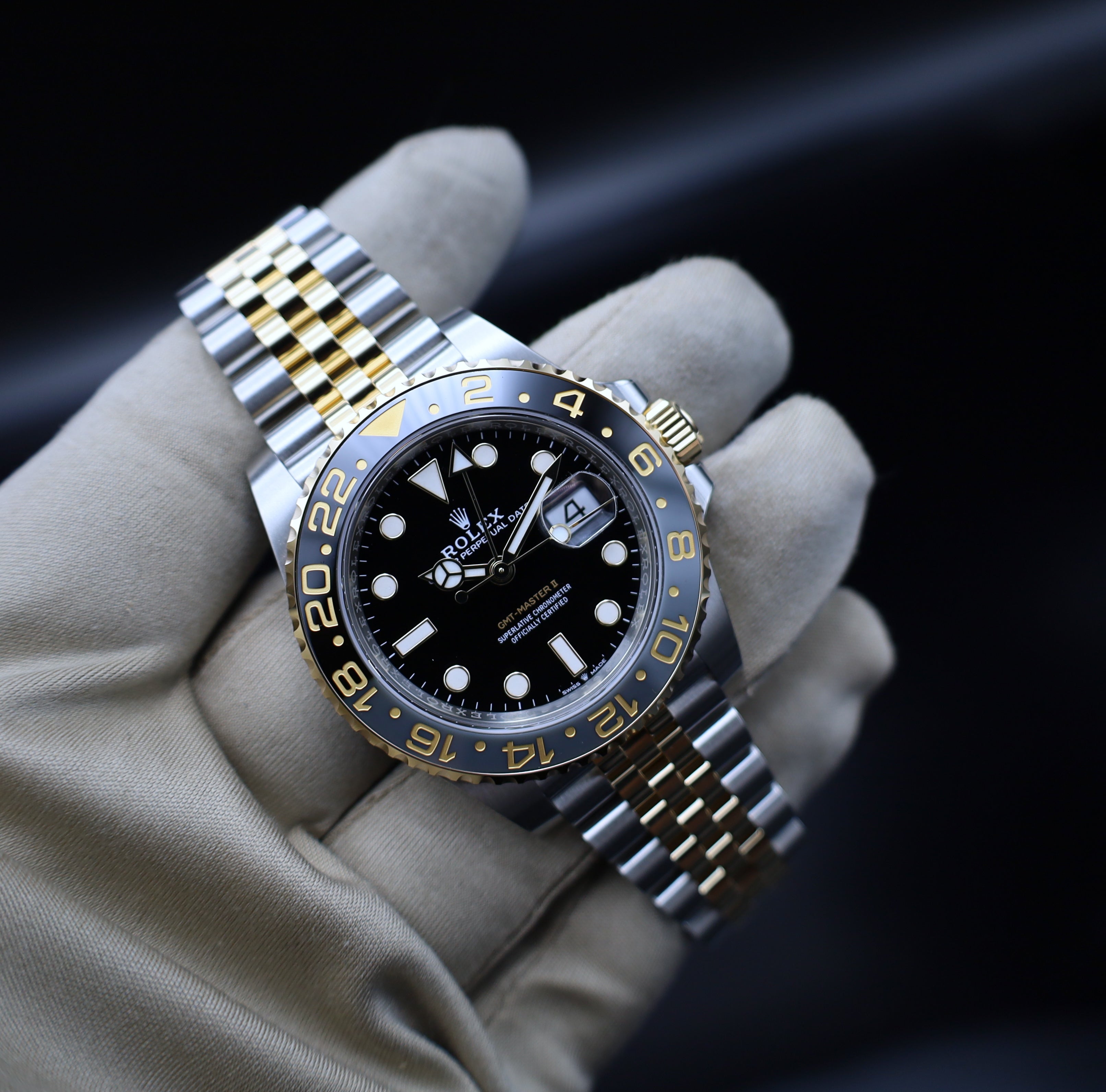 Rolex GMT Master II "Zombie" - LC100 - 09/2025 - Fullset - 126713GRNR