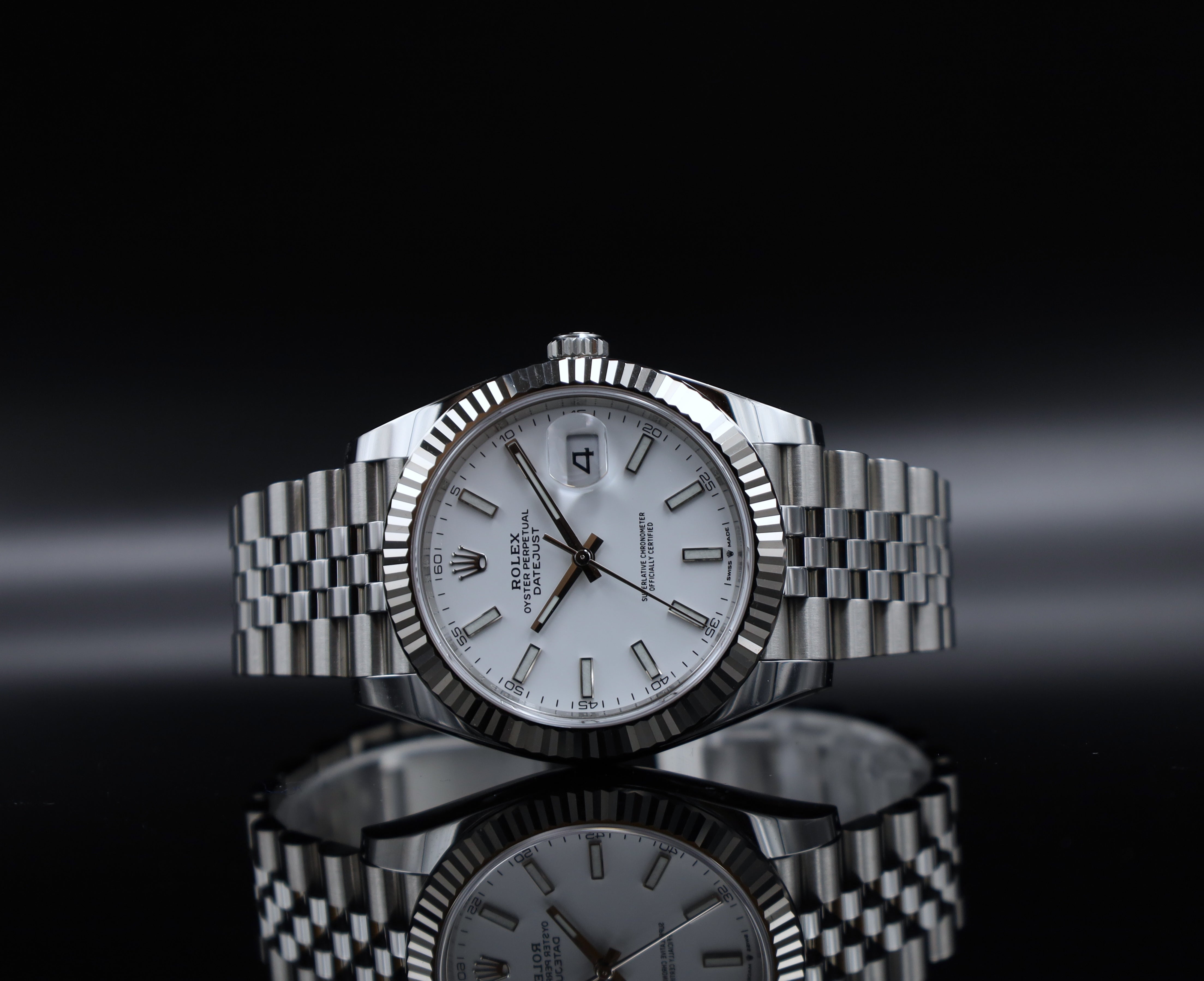 Rolex Datejust 41 weißes Zifferblatt - 08/2022 - Fullset - Jubileeband - 126334