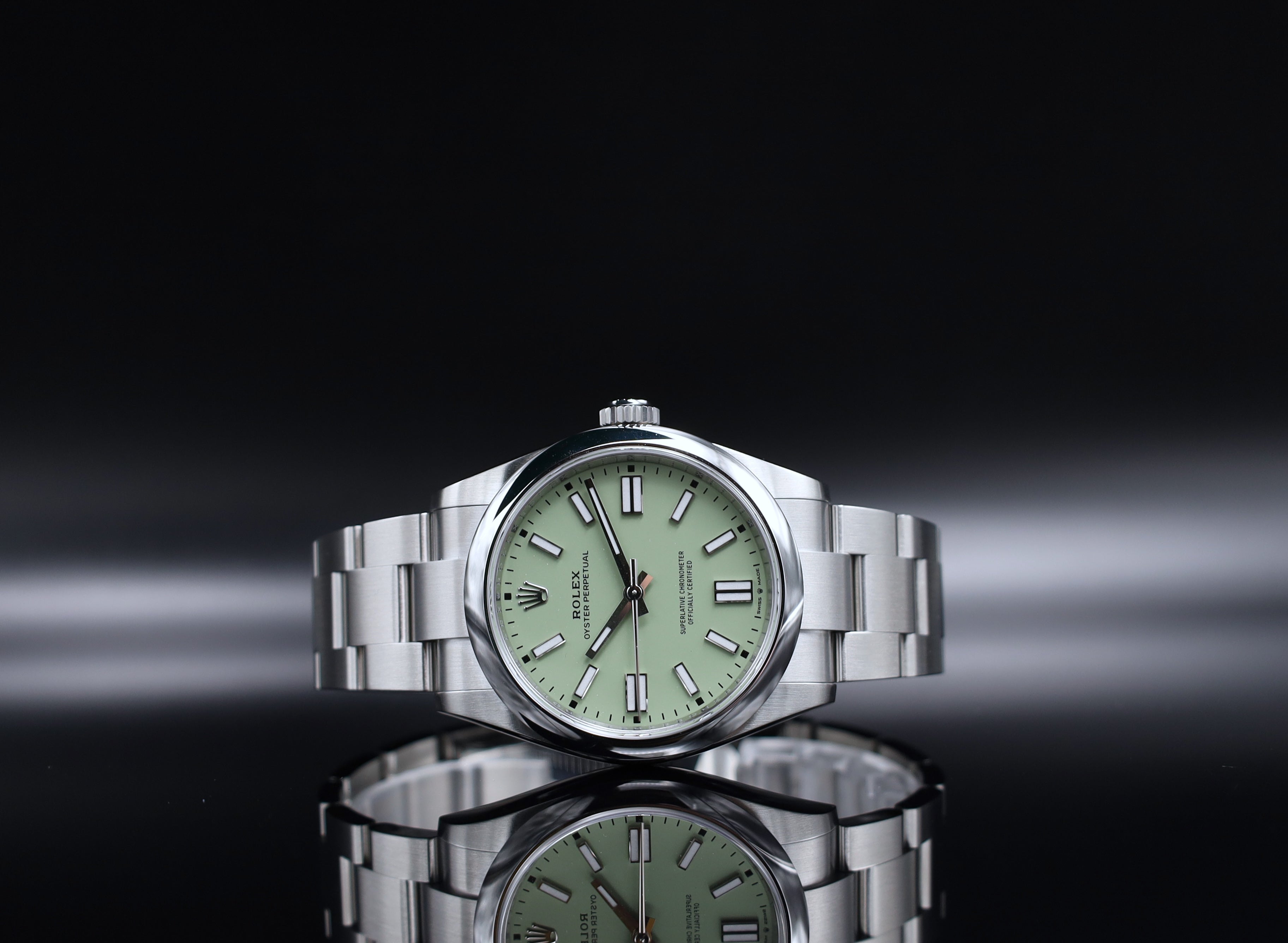 Rolex Oyster Perpetual 41 Pistazie / Pistacho - 11/2025 - LC100 - Full Set - Neu