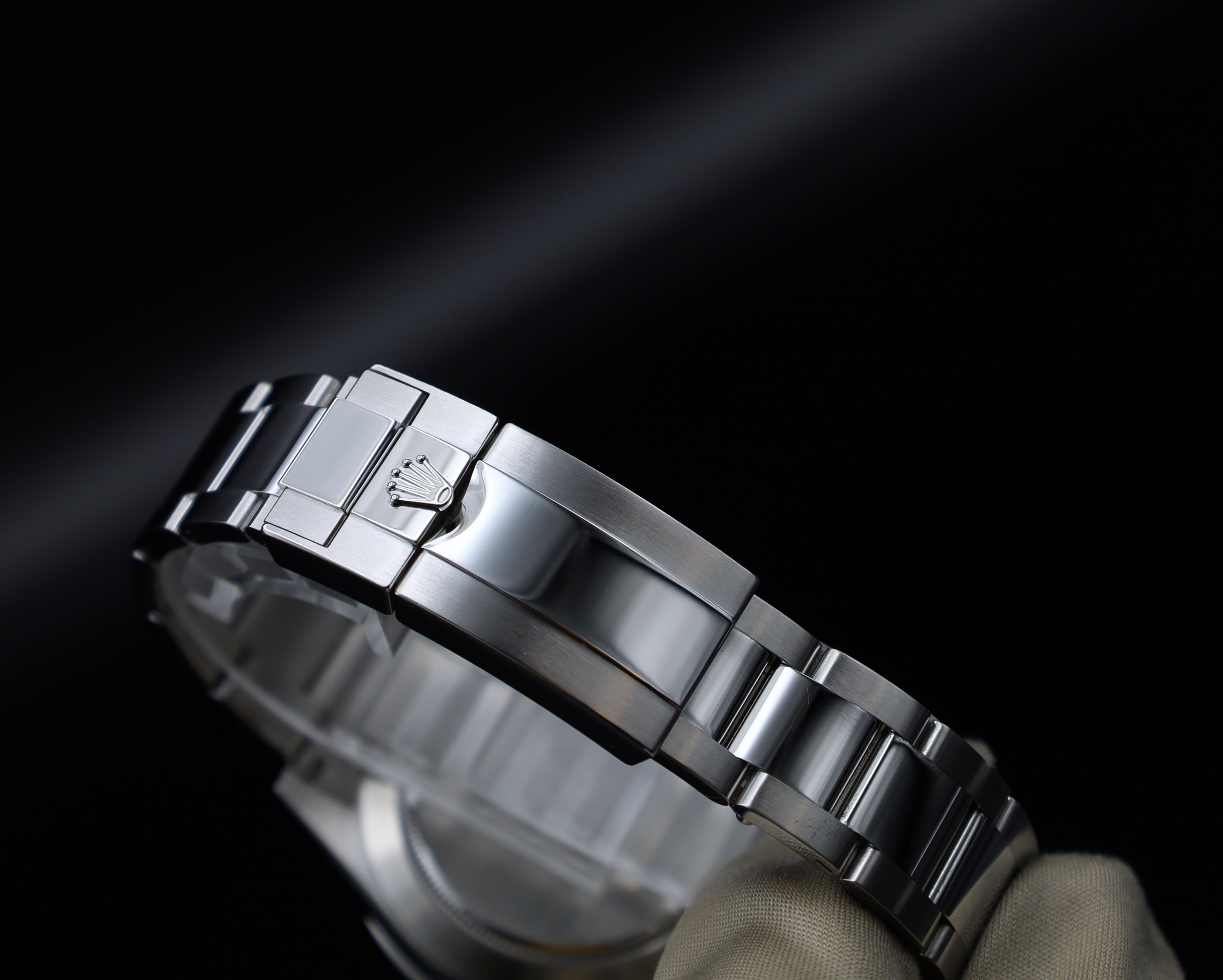 Rolex Daytona Cosmograph Schwarzes Zifferblatt - 116520 - LC EU - Full Set