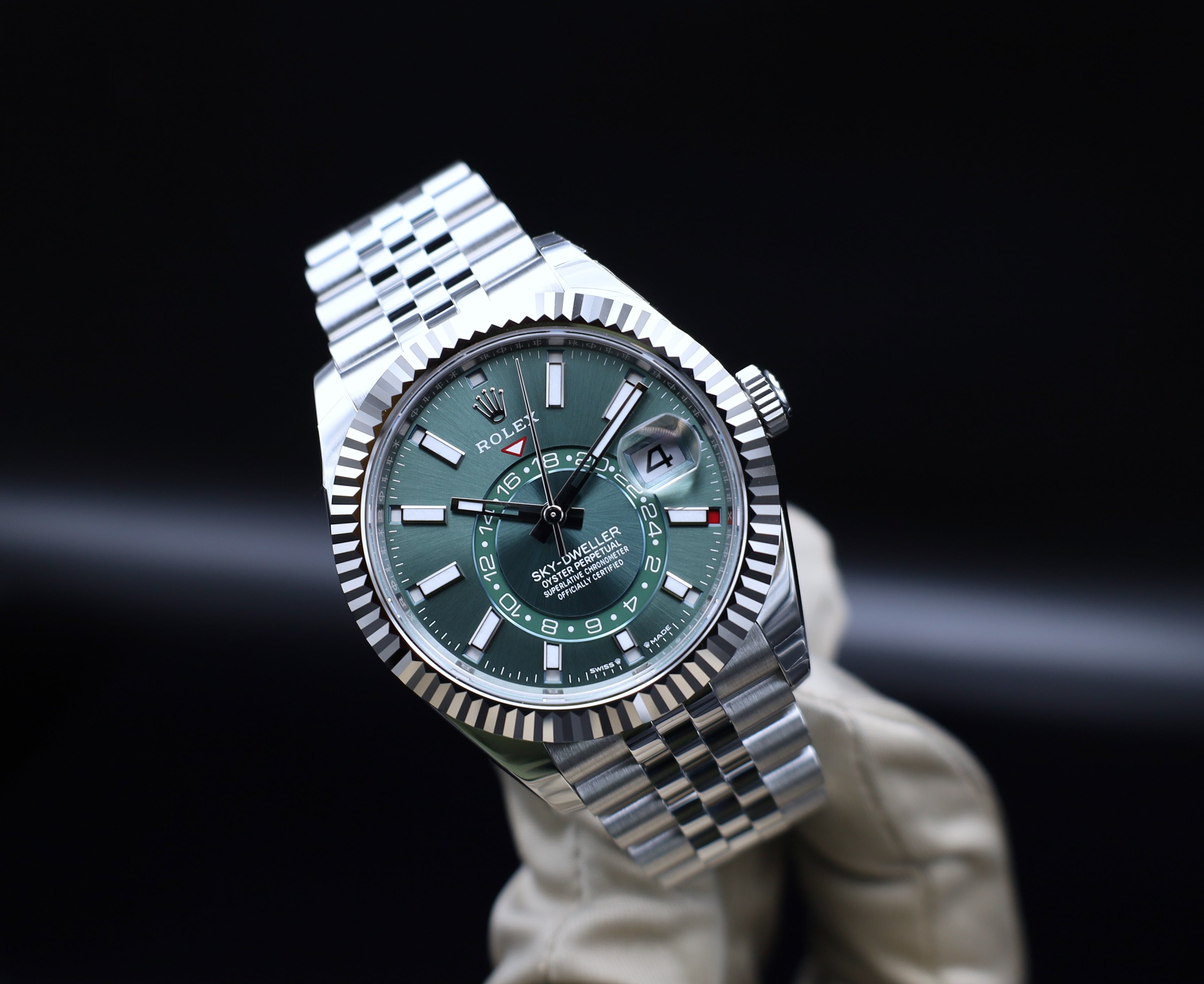 Rolex Sky-Dweller Grün Jubilee - Neu und Verklebt - 336934 - 2023 - Fullset