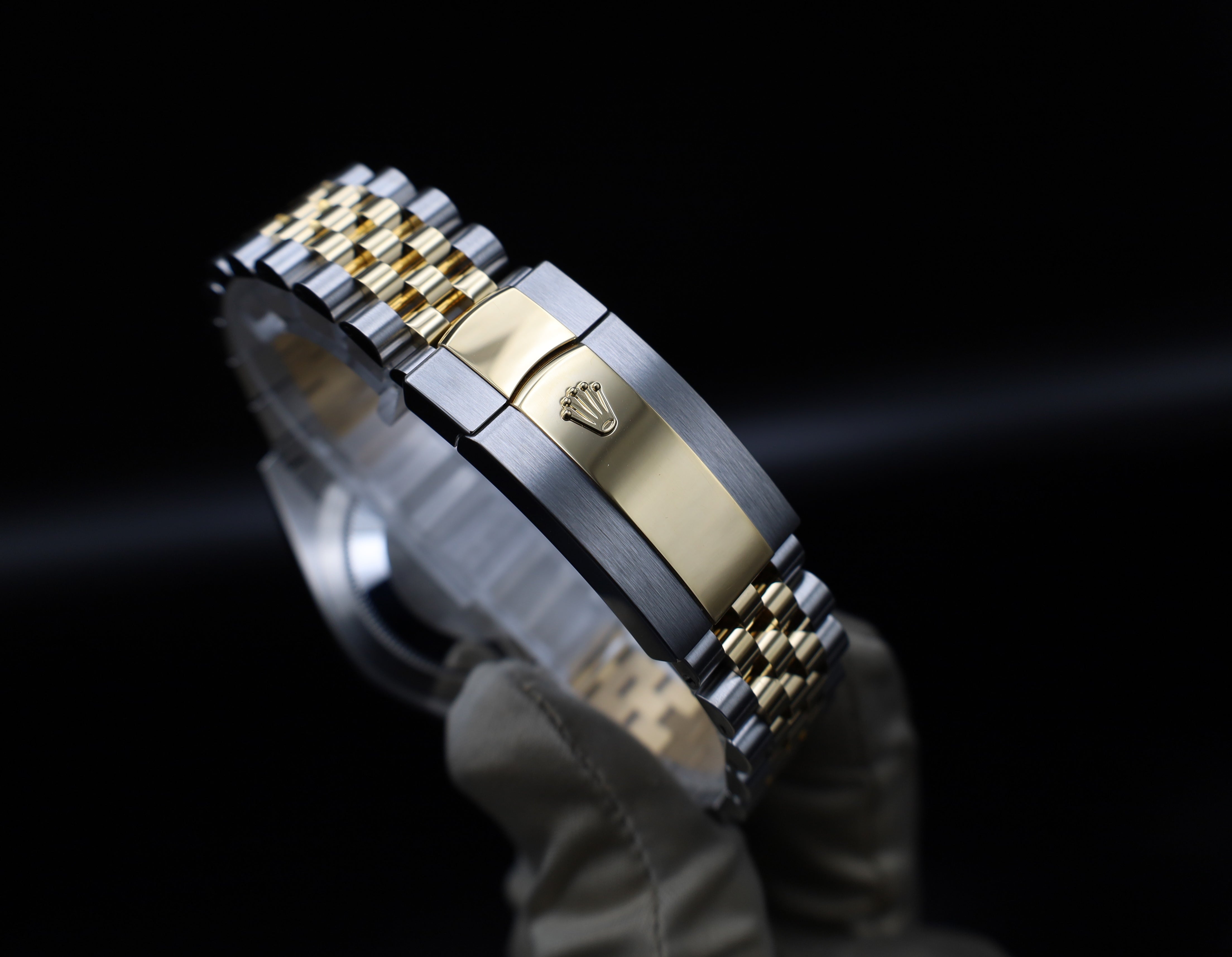 Rolex Sky-Dweller Champagner - 11/2022 - Fullset - Stahl/Gold - Jubilee - 336933