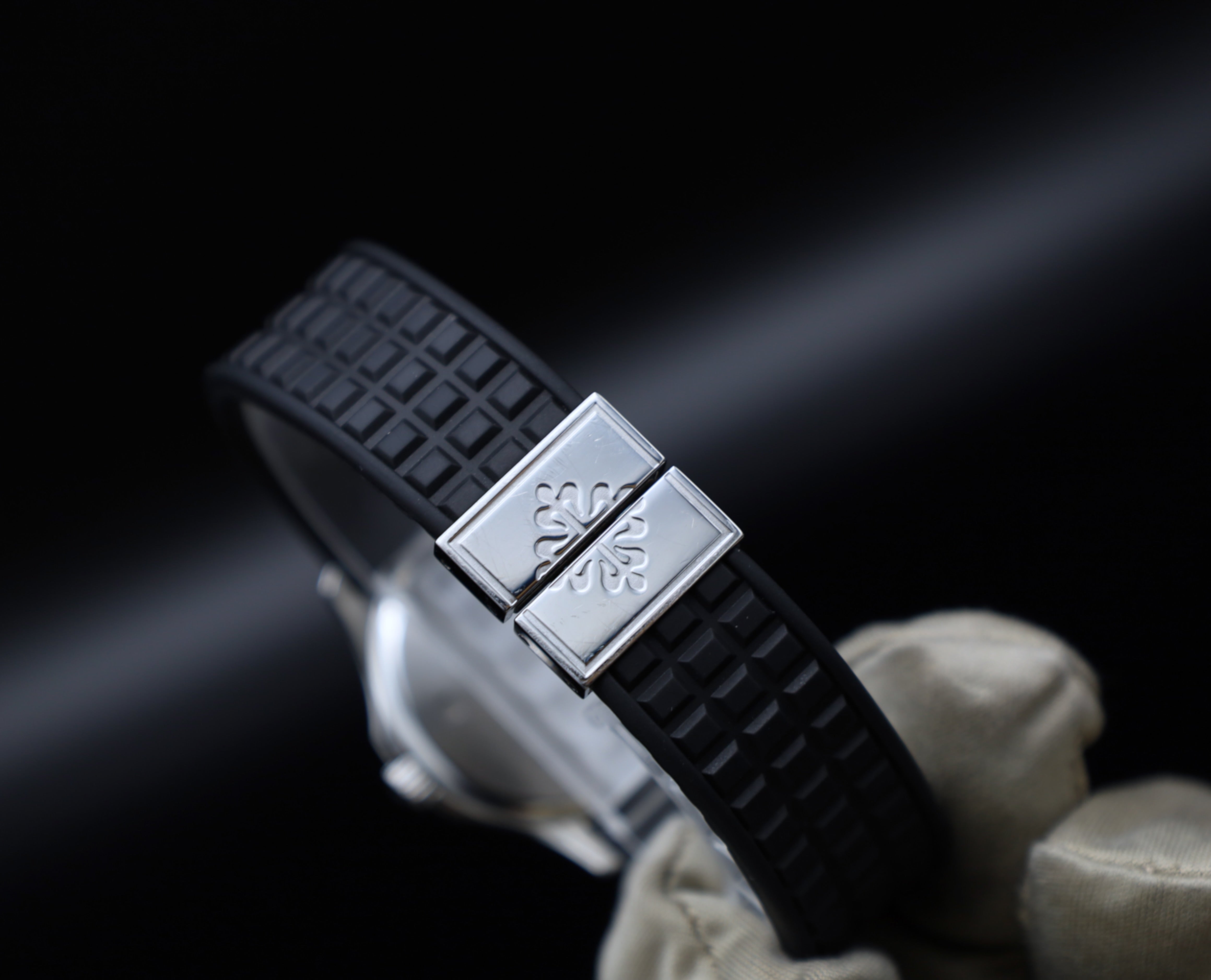 Patek Philippe Aquanaut - deutsche Papiere -Revision 2025 - 4960A