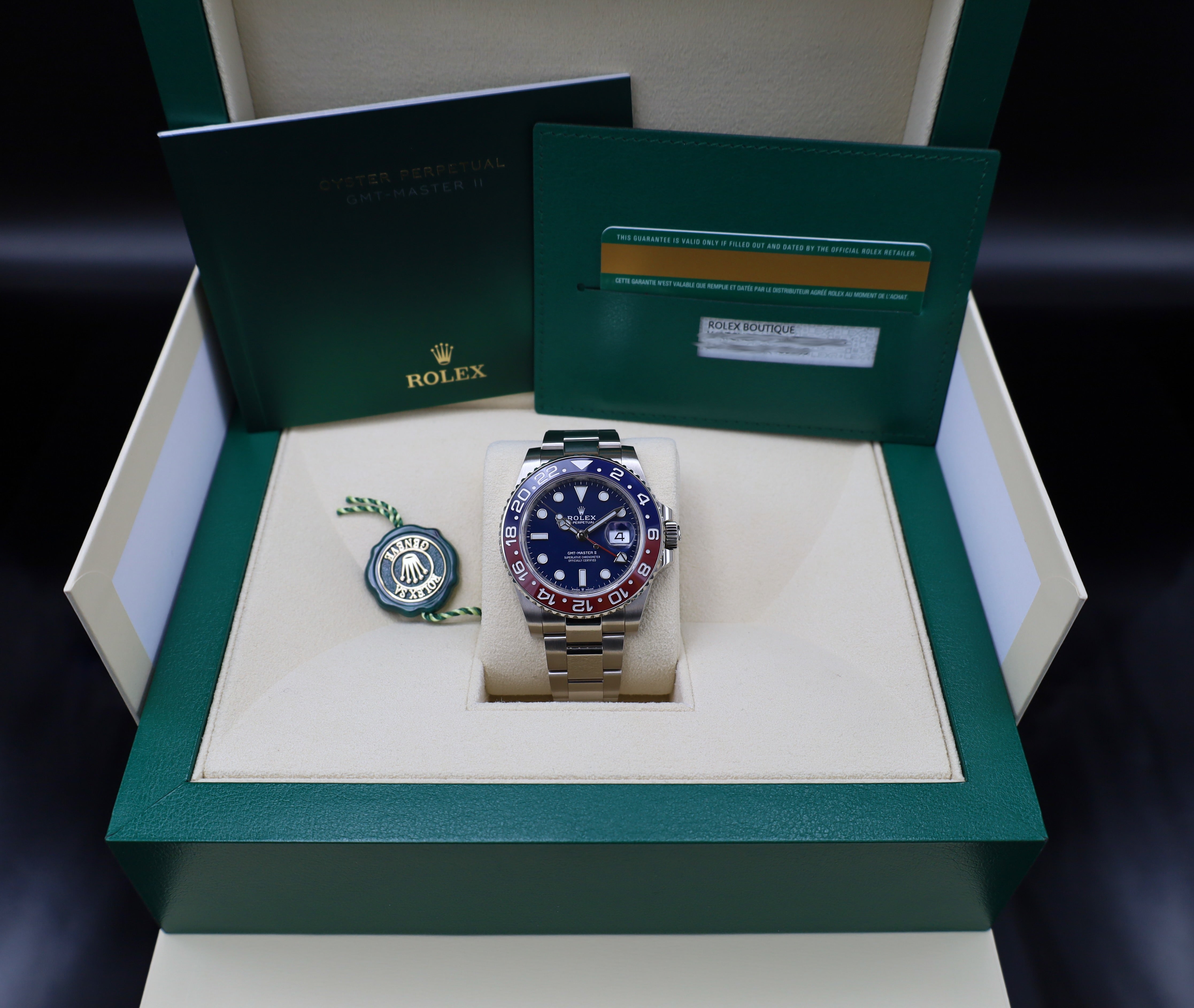 Rolex GMT Master II "Pepsi" - 2019 - Weißgold - Fullset - Oysterband - 126719BLRO