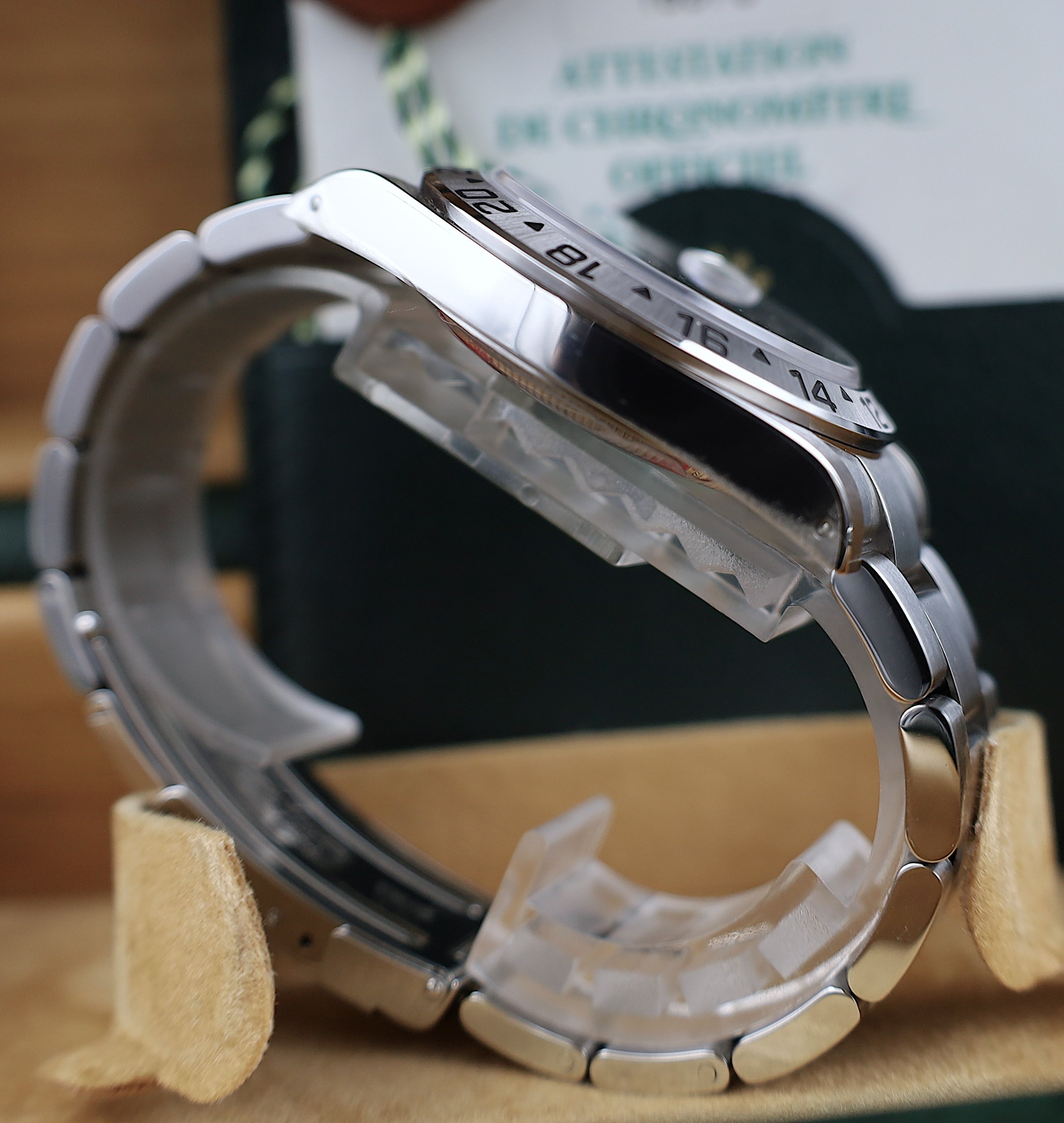 Rolex Explorer II 40 - 2002 - Full Stickers - Fullset - LC100 - 16570