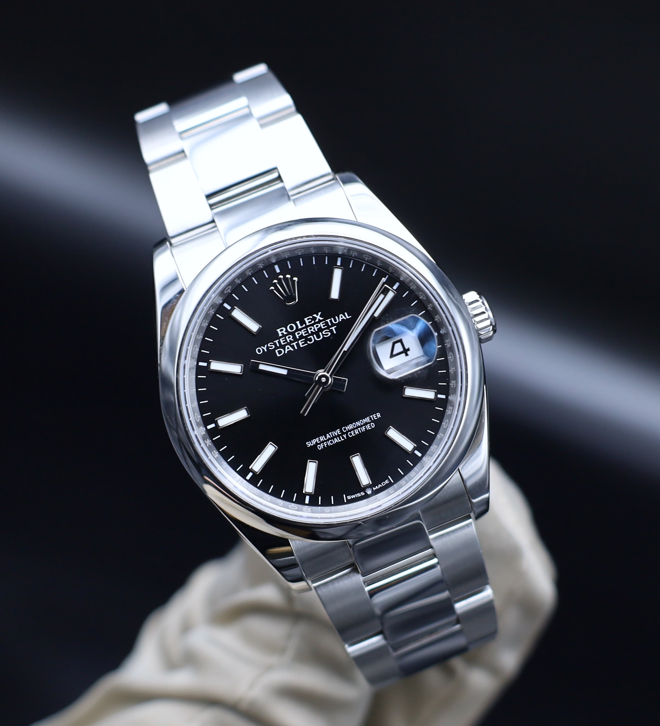 Rolex Datejust 36 Schwarz - 2022 - Fullset - Oysterband
