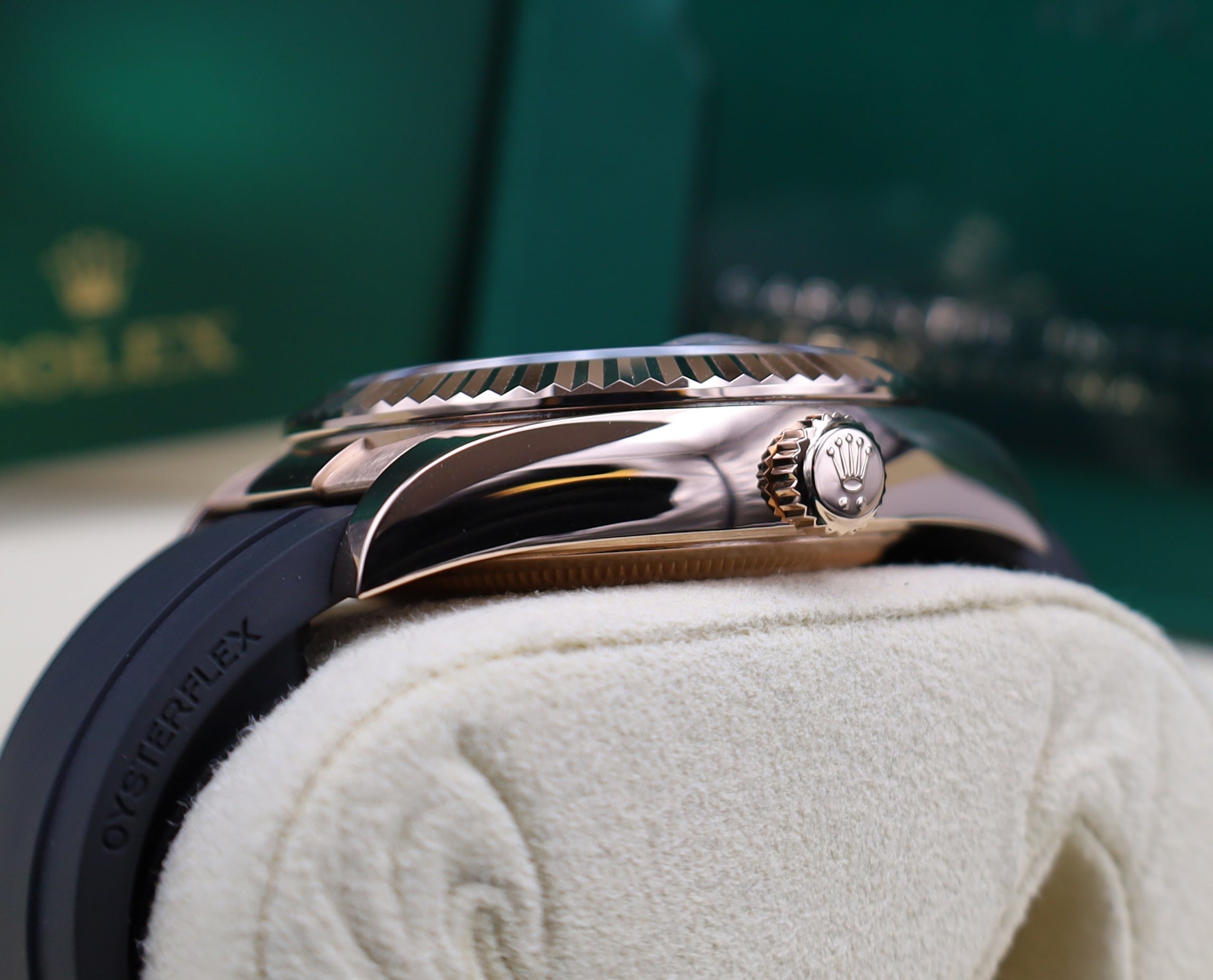 Rolex Sky-Dweller Oysterflex Roségold Rhodium Blatt - 2022 - 326235 - Fullset
