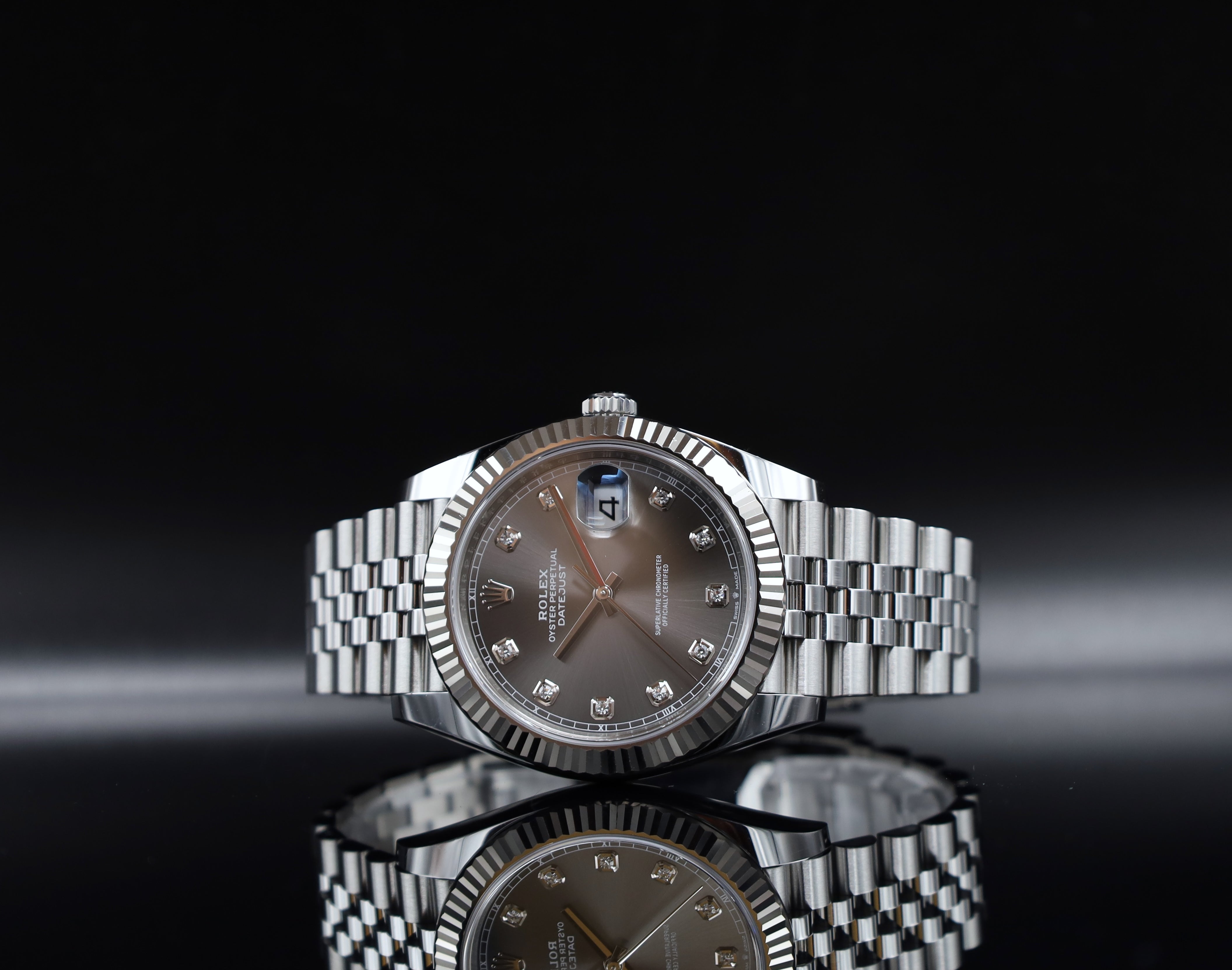 Rolex Datejust 41 Rhodium Diamant / Grau - 2021 - Neuwertig - Fullset - Jubileeband - 126334