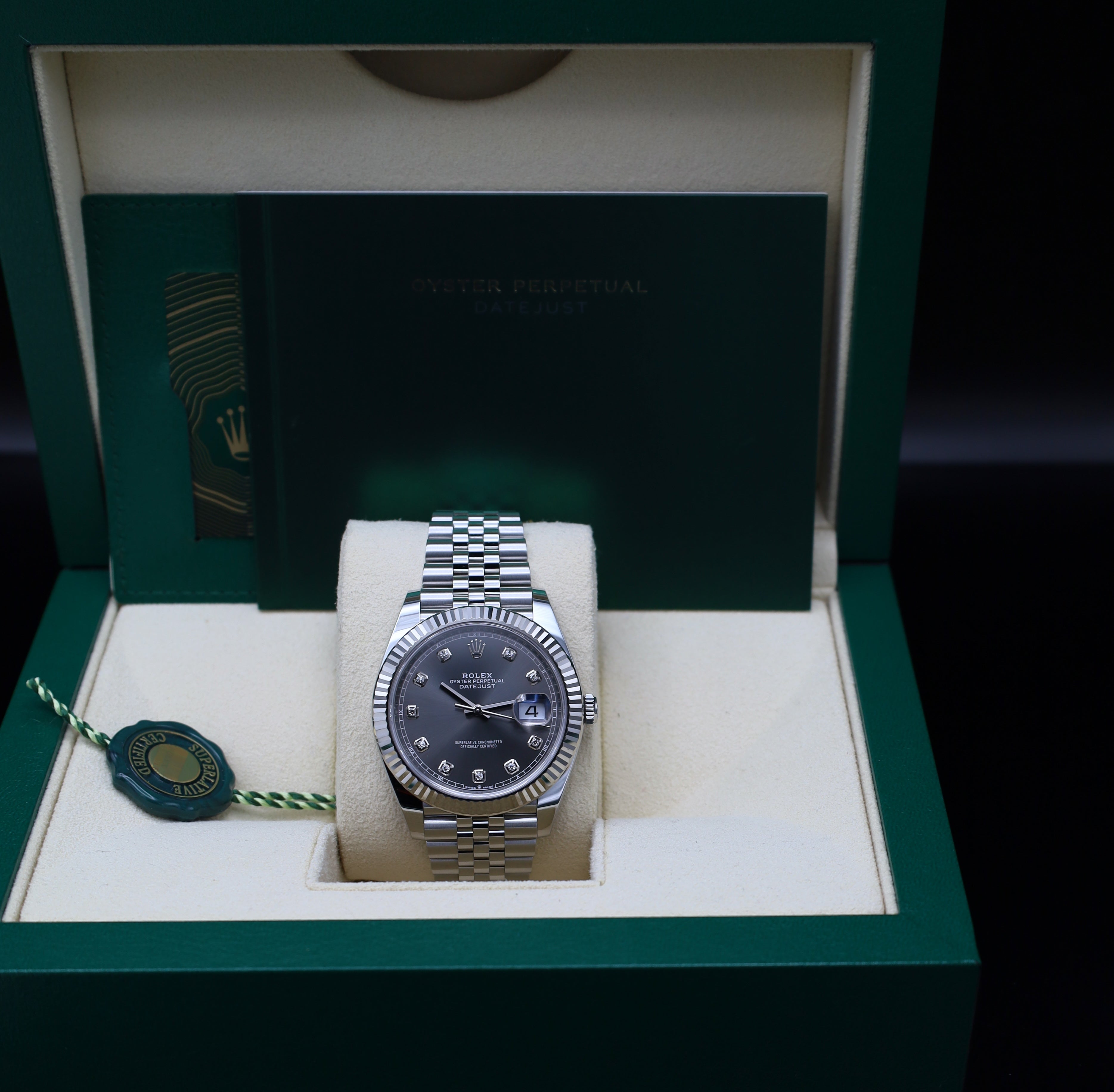 Rolex Datejust 41 Rhodium Diamant / Grau - 2021 - Neuwertig - Fullset - Jubileeband - 126334