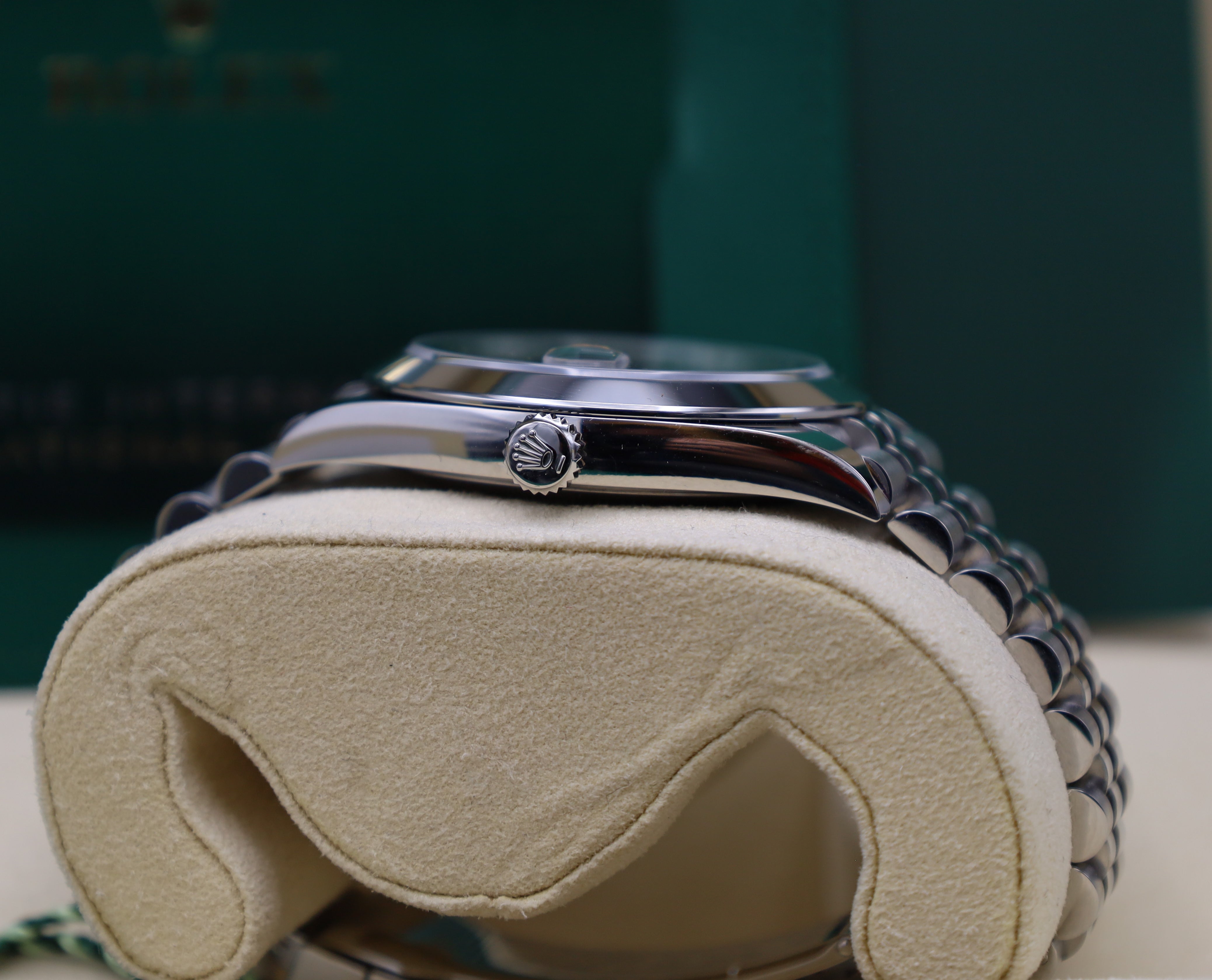 Rolex Datejust 41 Rhodium/ Grau - 2025 - Fullset - Jubileeband - 126300 - LC100