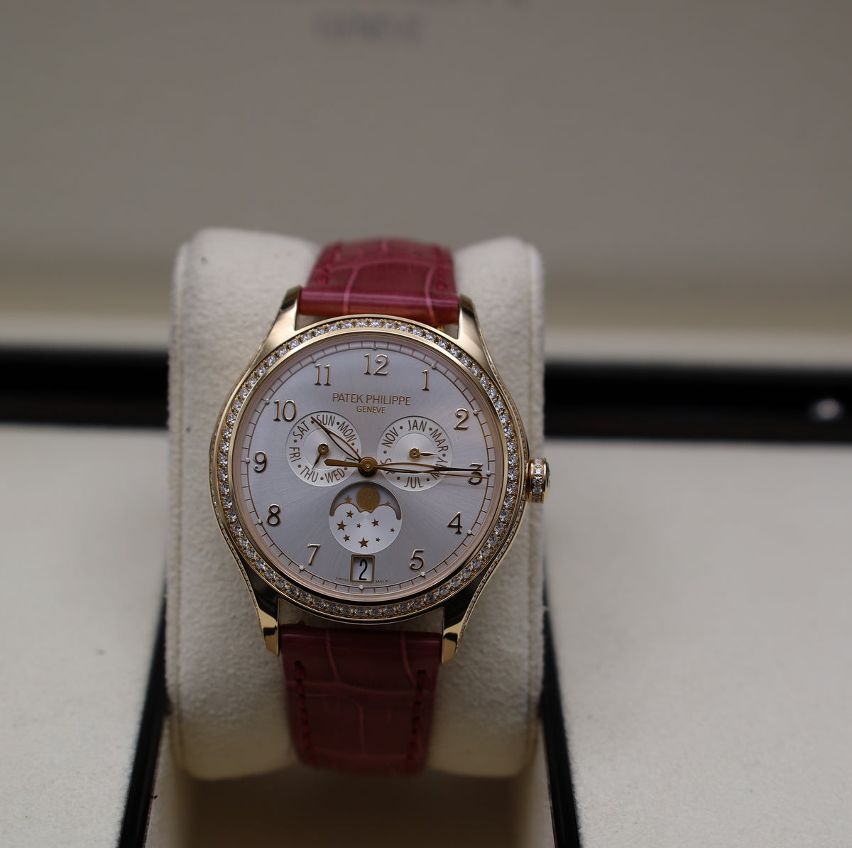 Patek Philippe Annual Calendar Silber - 4947R-001 - Full Set