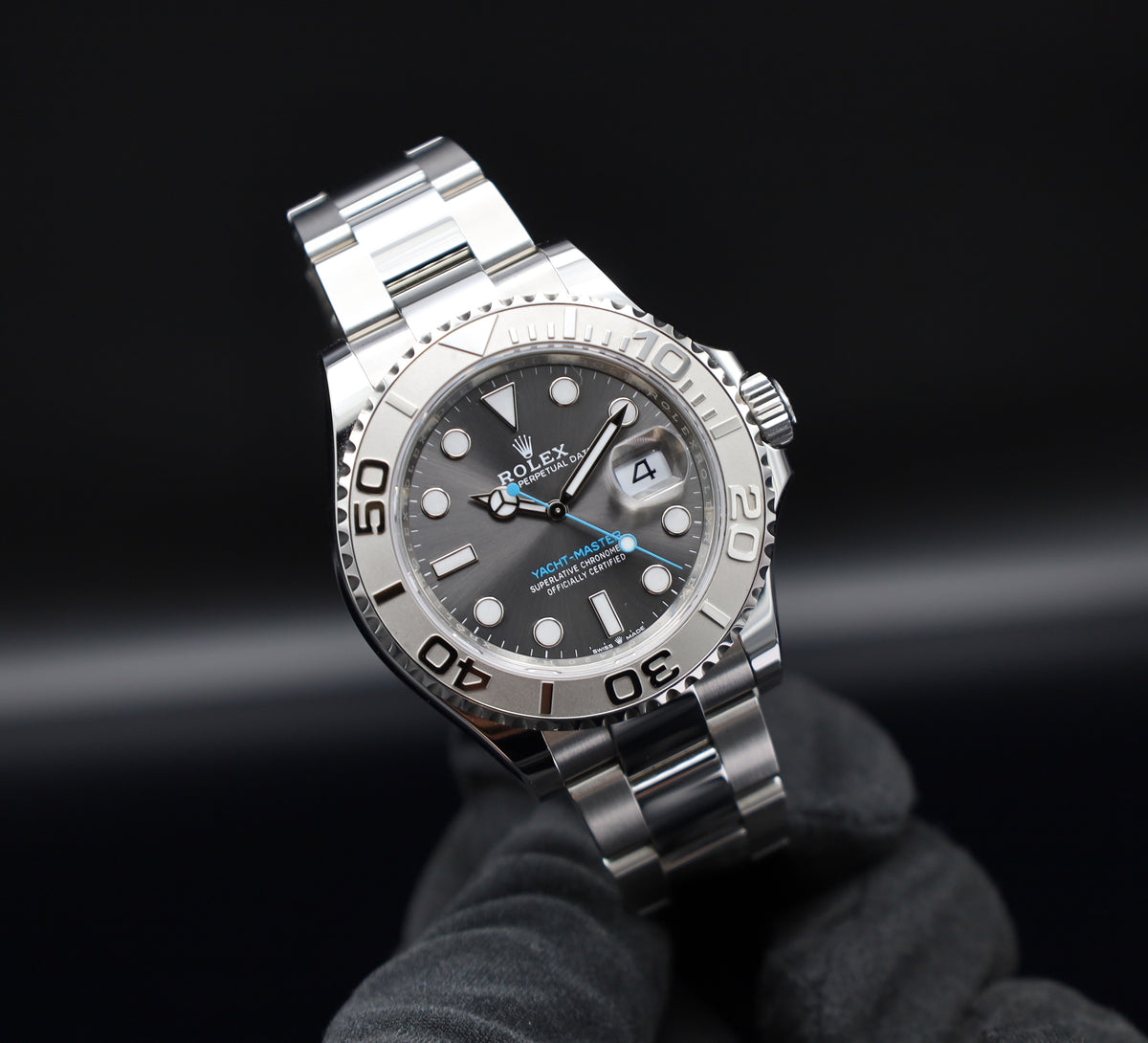 Rolex Yacht-Master 40 Rhodium - 2023 - LC100 - Neuwertig - Full Set