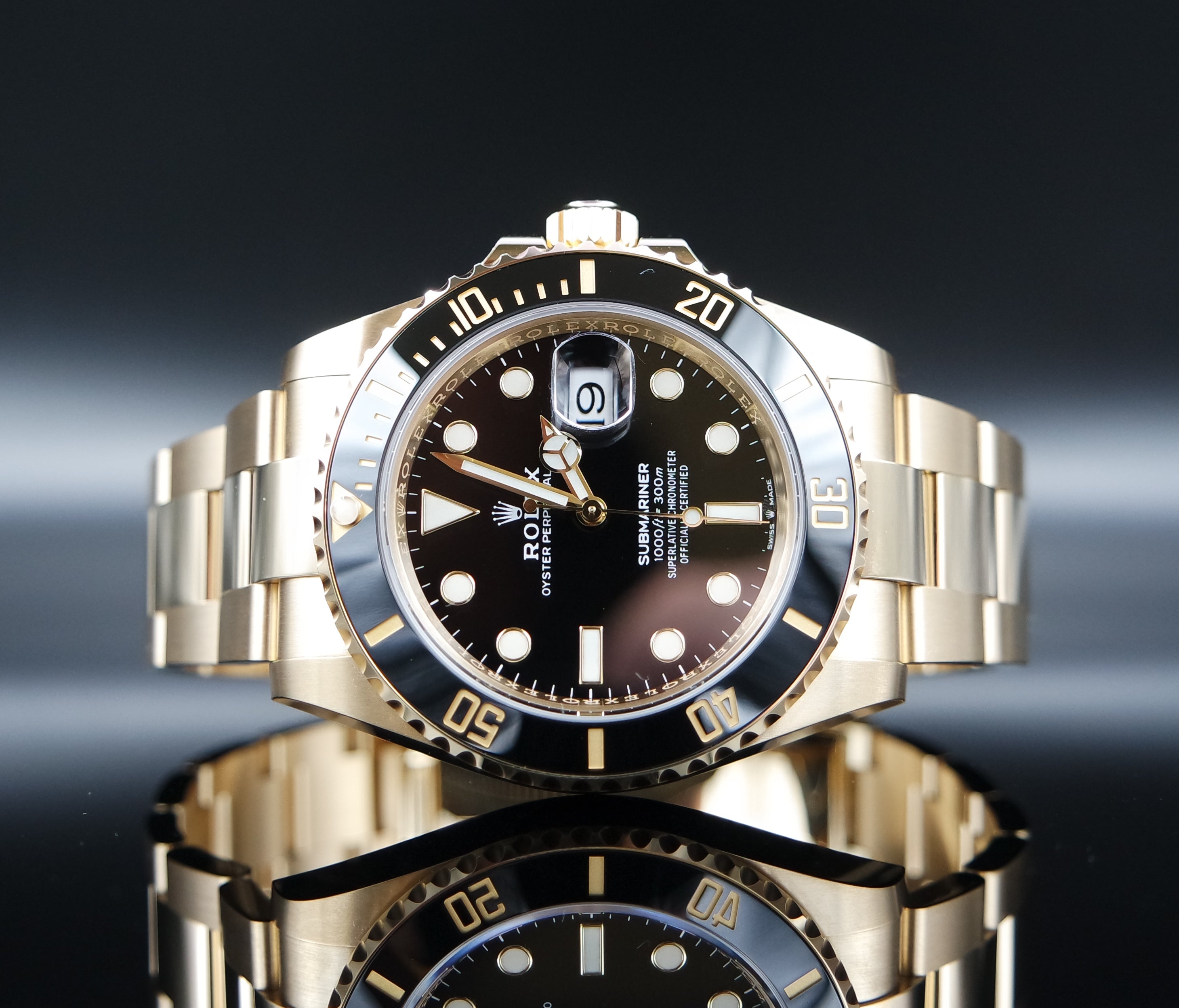 Rolex Submariner Date Gelbgold Schwarzes Blatt - 126618LN - 2021 - Full Set