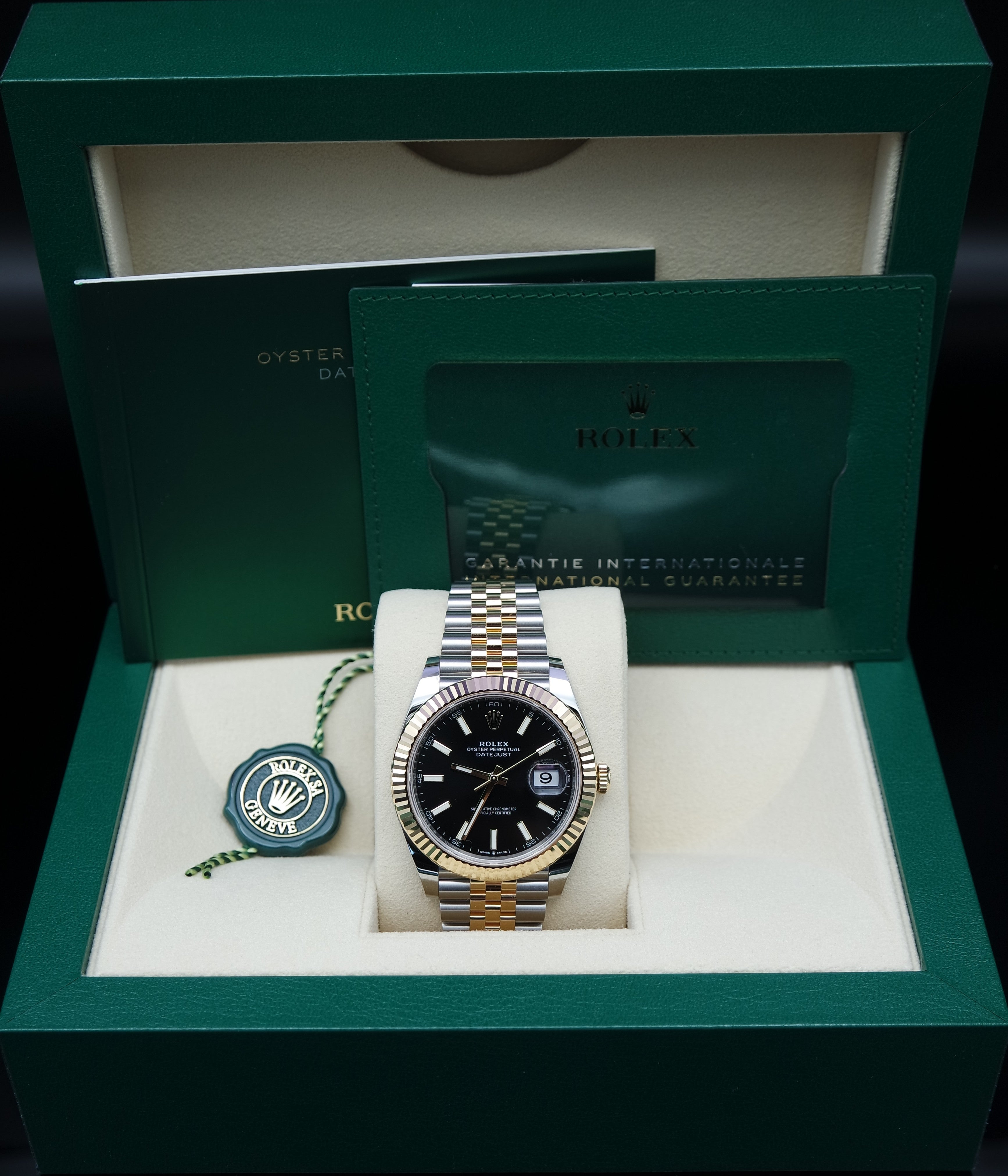 Rolex Datejust 41 Schwarz - 126333 - Jubileeband- Stahl/Gold - 2021 - Fullset