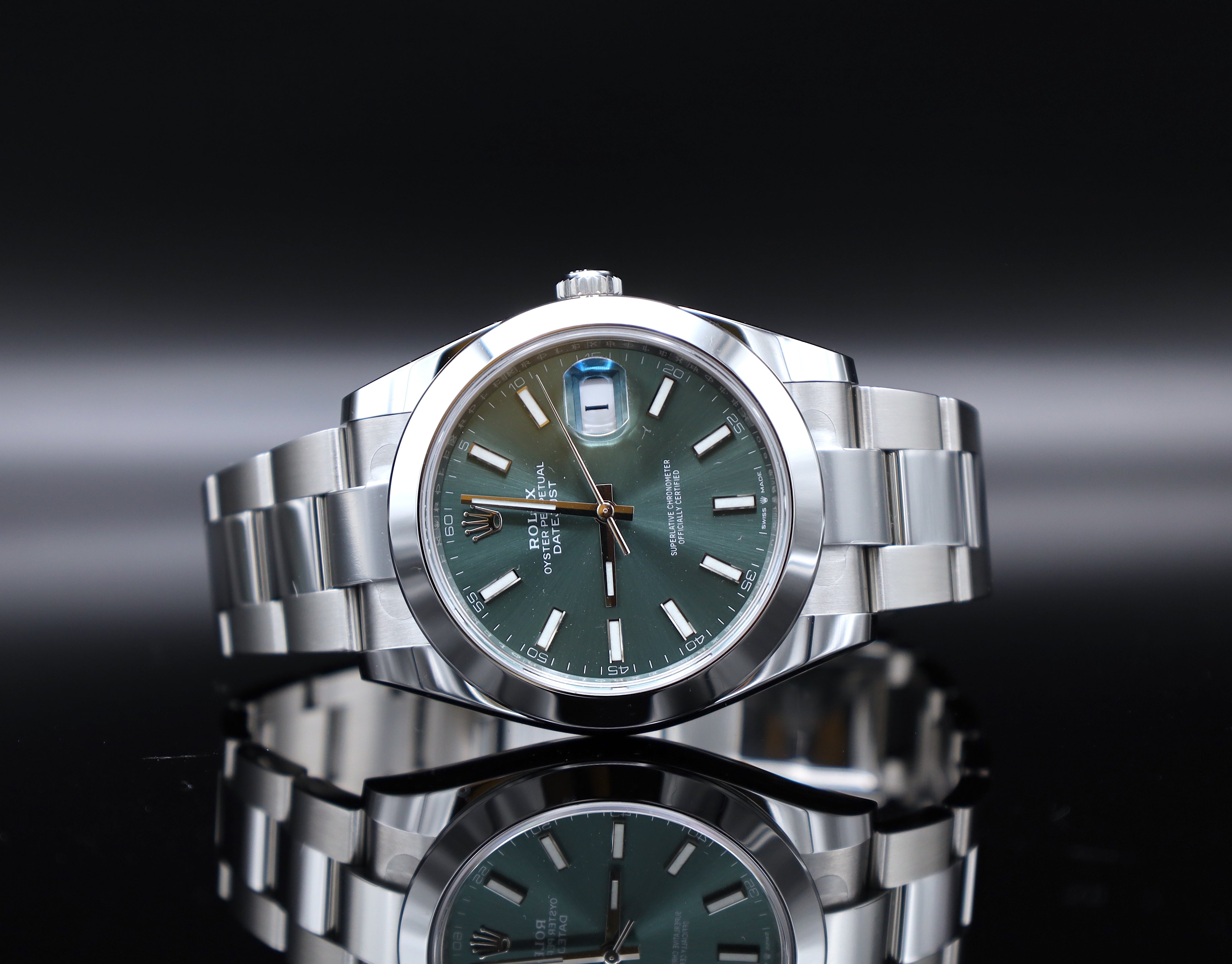 Rolex Datejust 41 Grün - LC100- 04/2025 - Neu - Fullset - Oysterband - 126300
