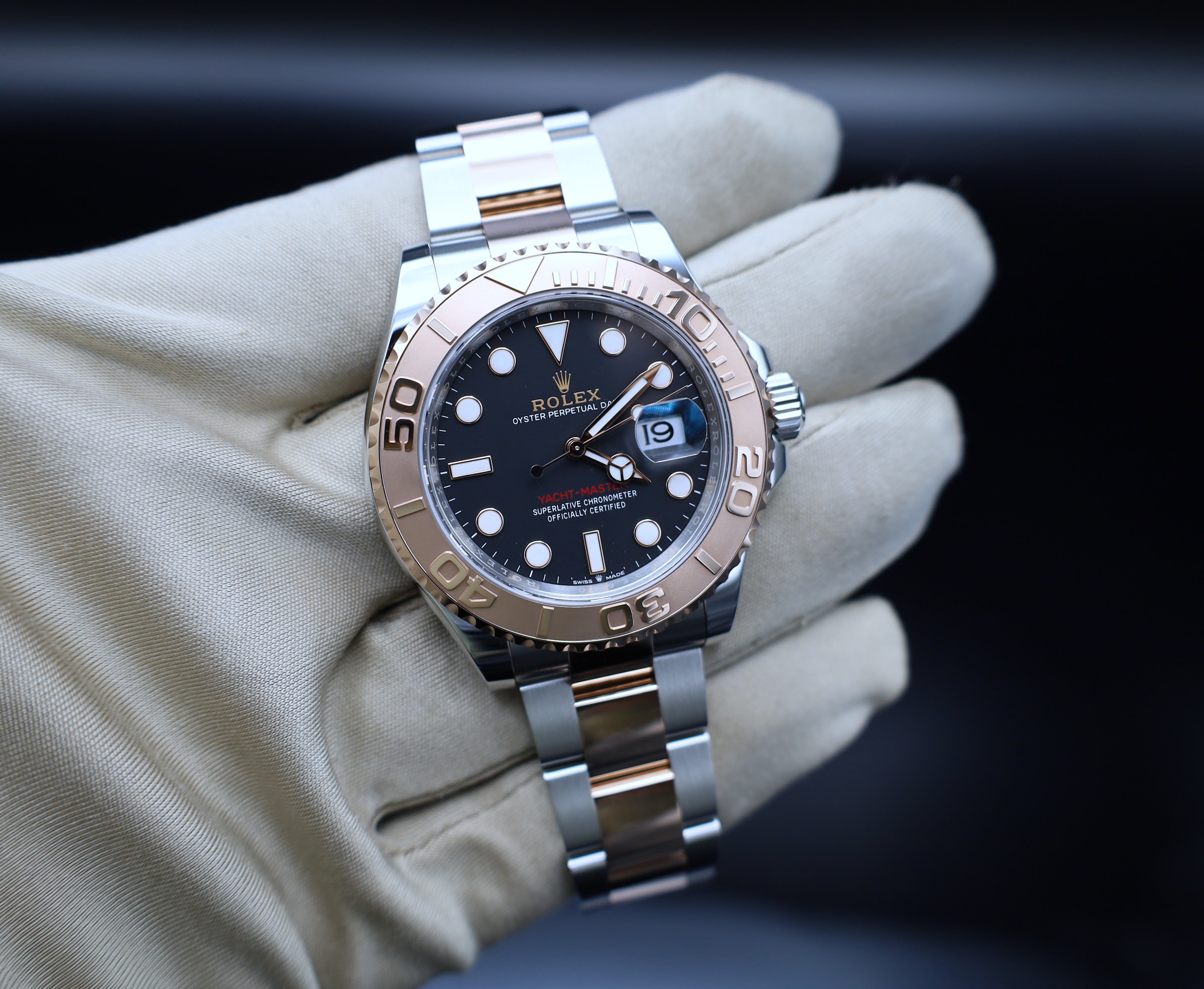 Rolex Yacht-Master 40 Stahl/ Roségold - Schwarz -  Fullset - 126621