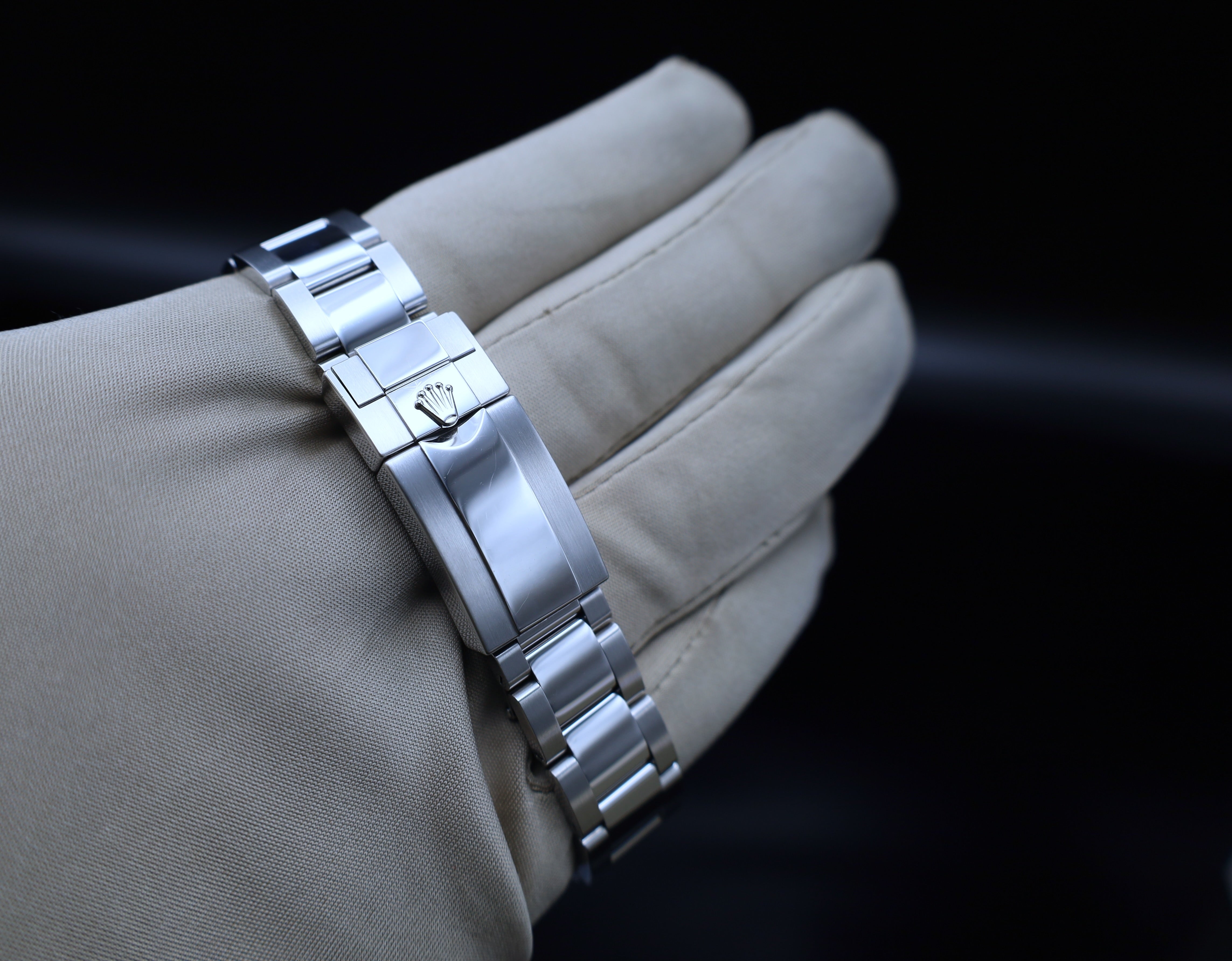 Rolex GMT Master II "Batman" - 2023 - LC100 - Fullset - Oyster - 126710BLNR