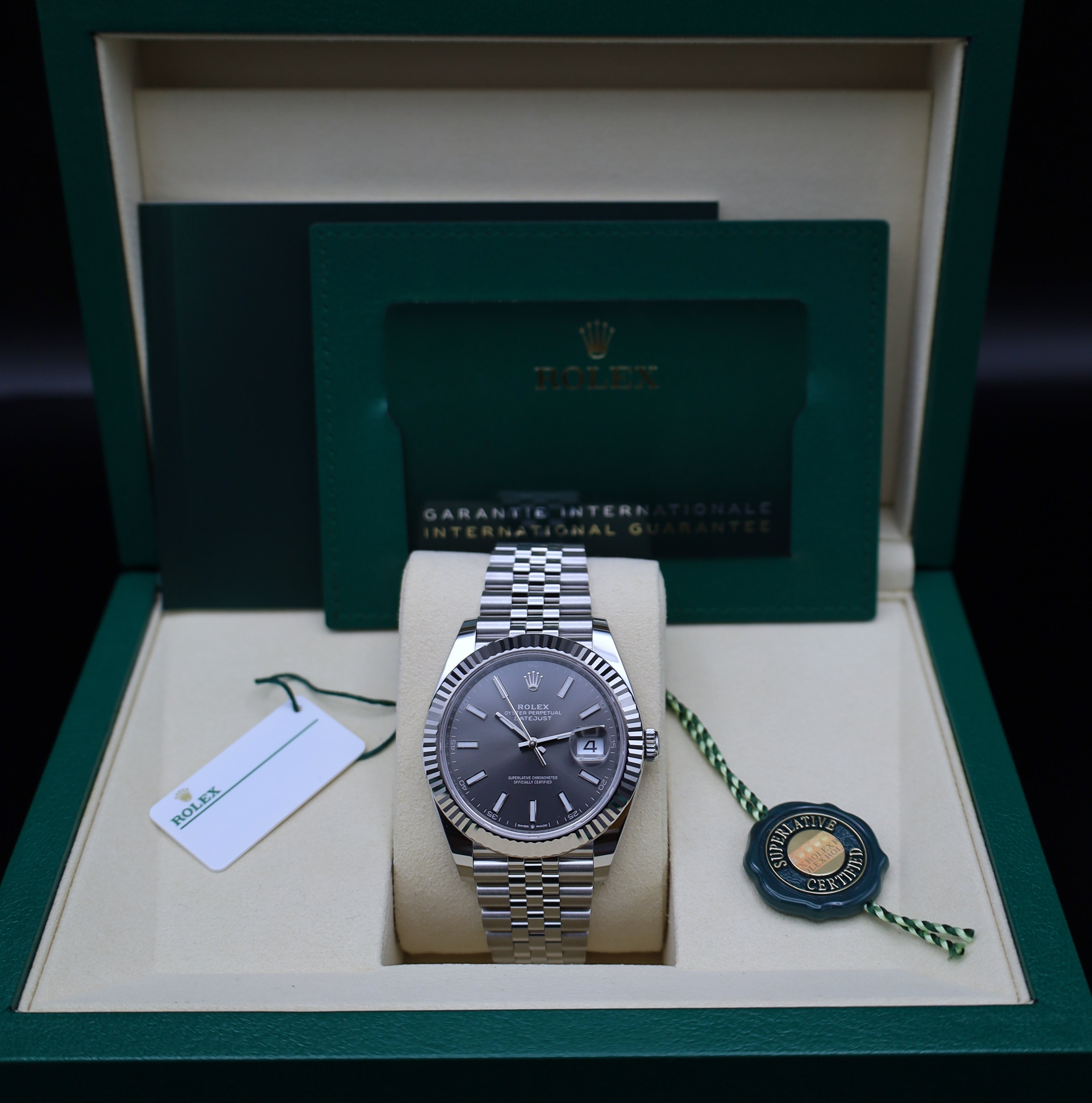 Rolex Datejust 41 Rhodium/ Grau - 10/2025 - Neu - Fullset - Jubileeband - 126334