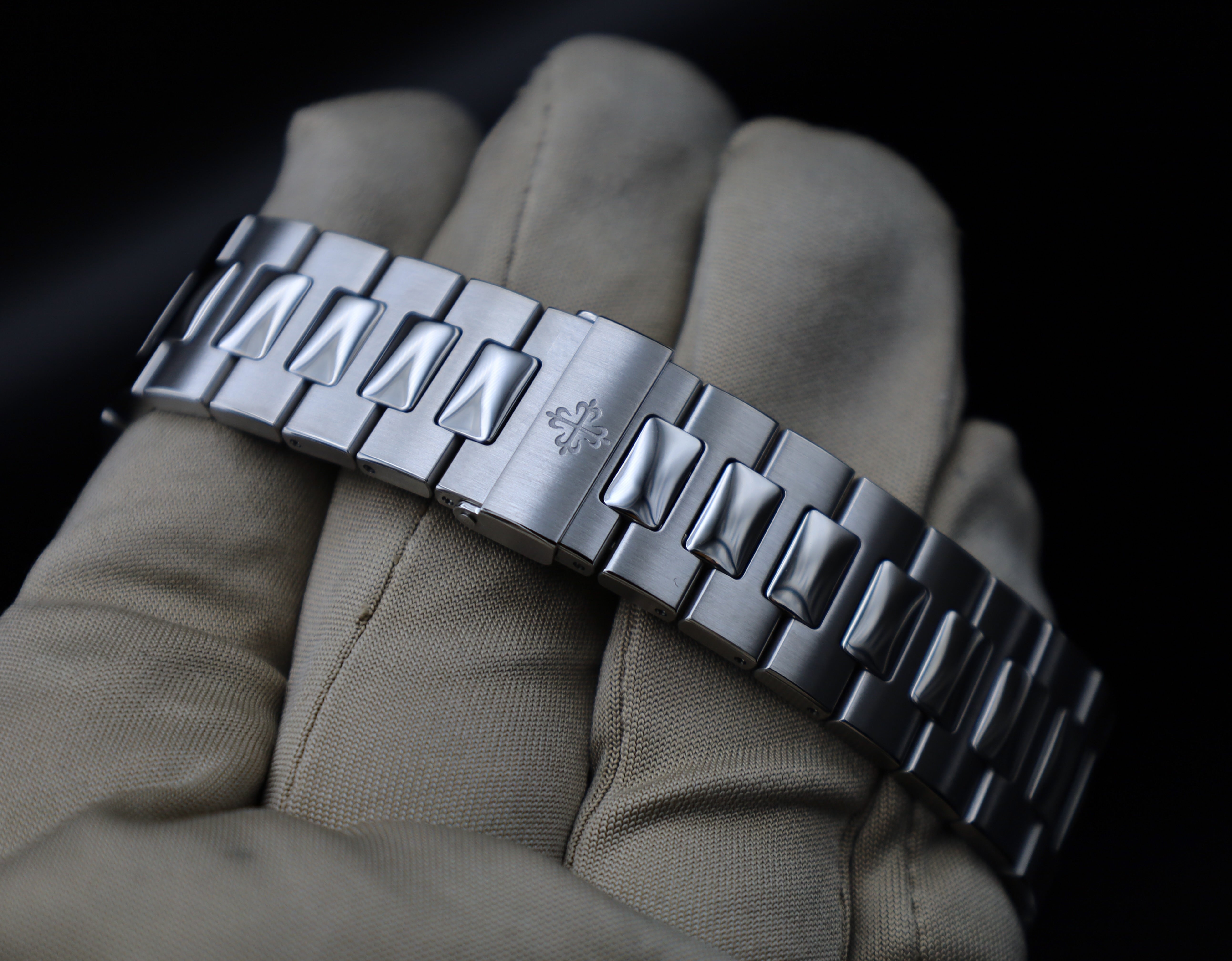 Patek Philippe Nautilus Grün - 5711A - 2021 - Full Set