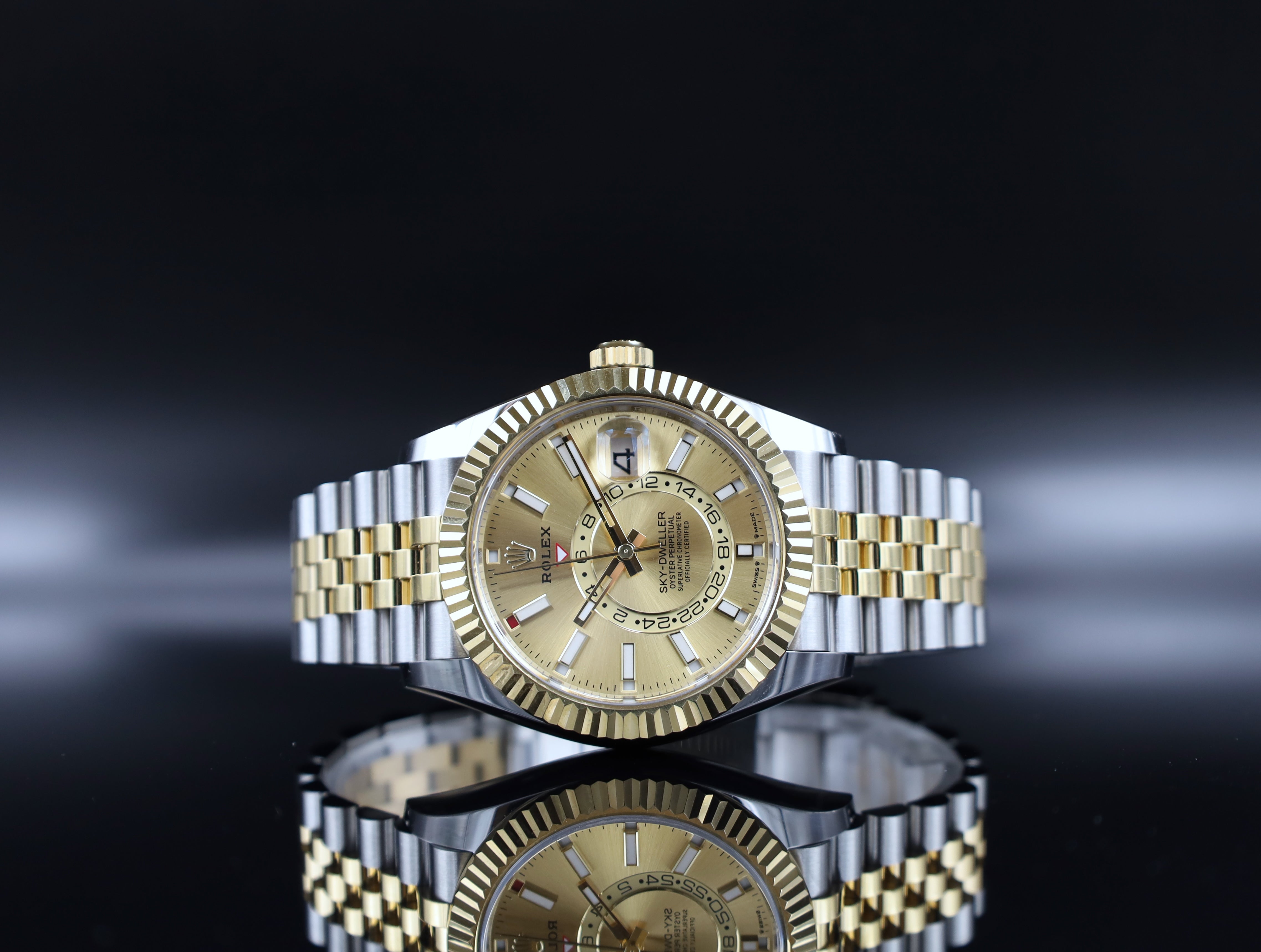 Rolex Sky-Dweller Champagner - LC100 - 2023 - Fullset - Stahl/Gold - Jubilee - 336933