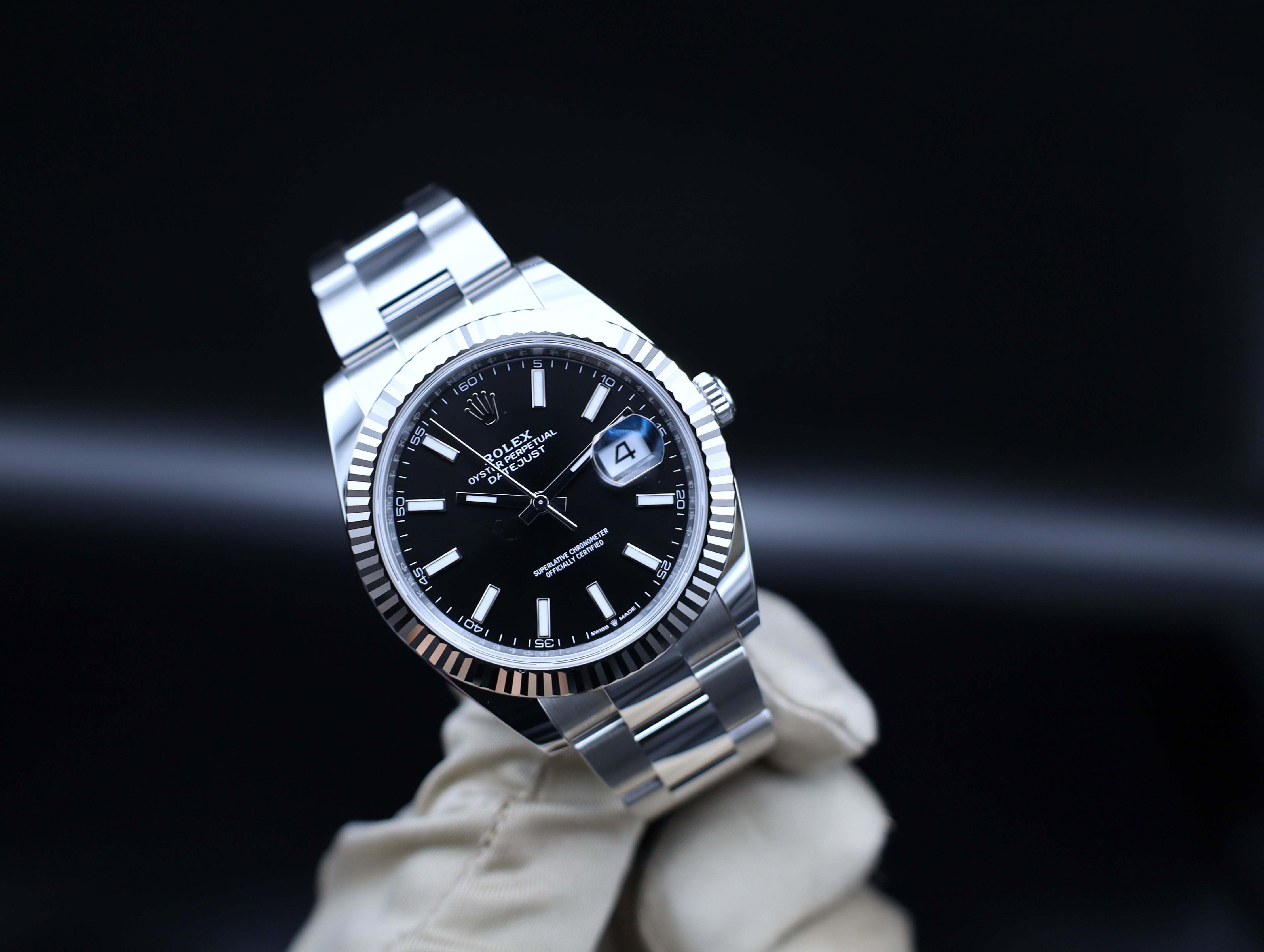 Rolex Datejust 41 Schwarz - 12/2025 - LC100 - Oysterband - Fullset - Stahl - 126334