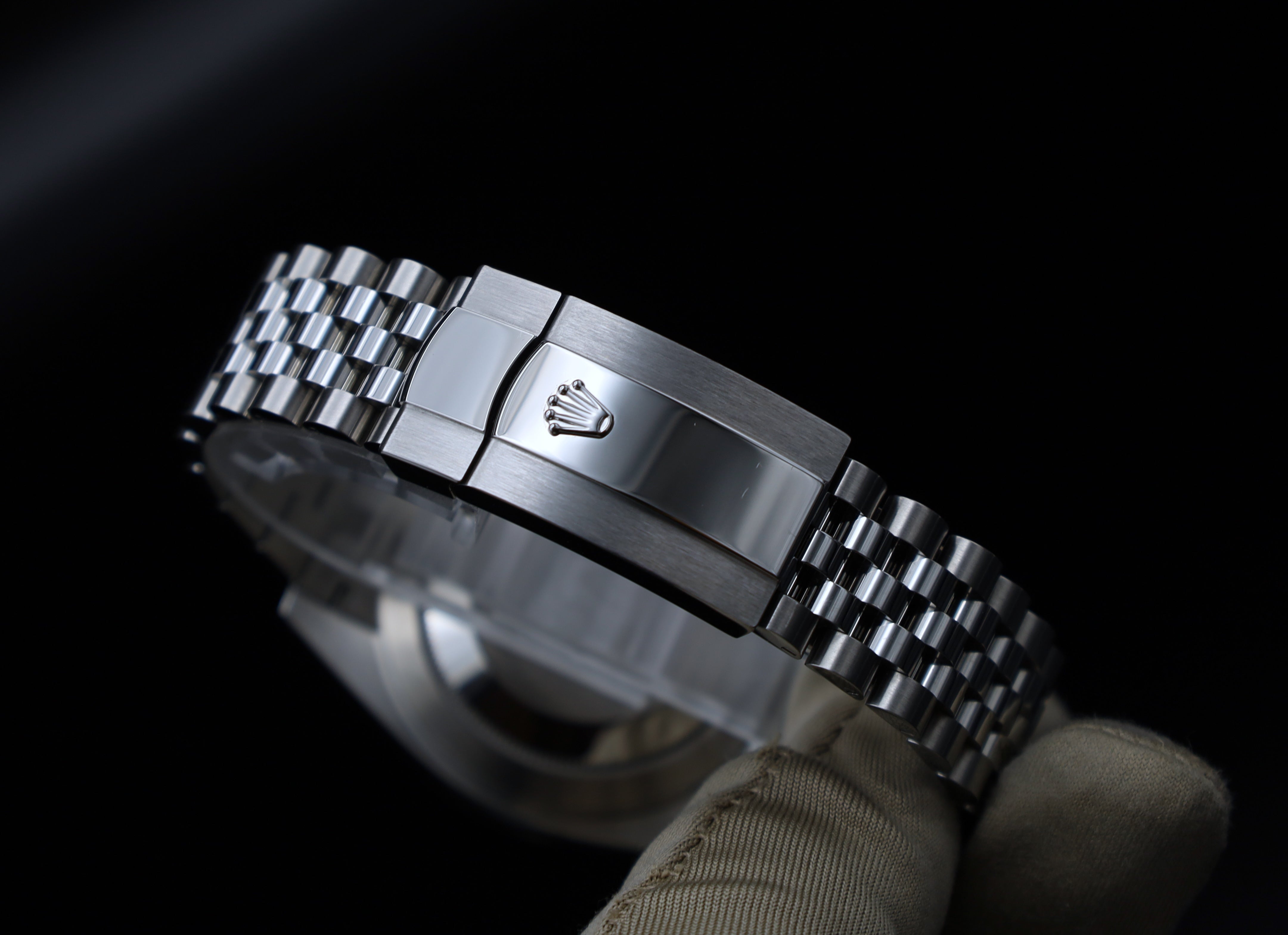 Rolex Datejust 41 weißes Zifferblatt - 08/2022 - Fullset - Jubileeband - 126334