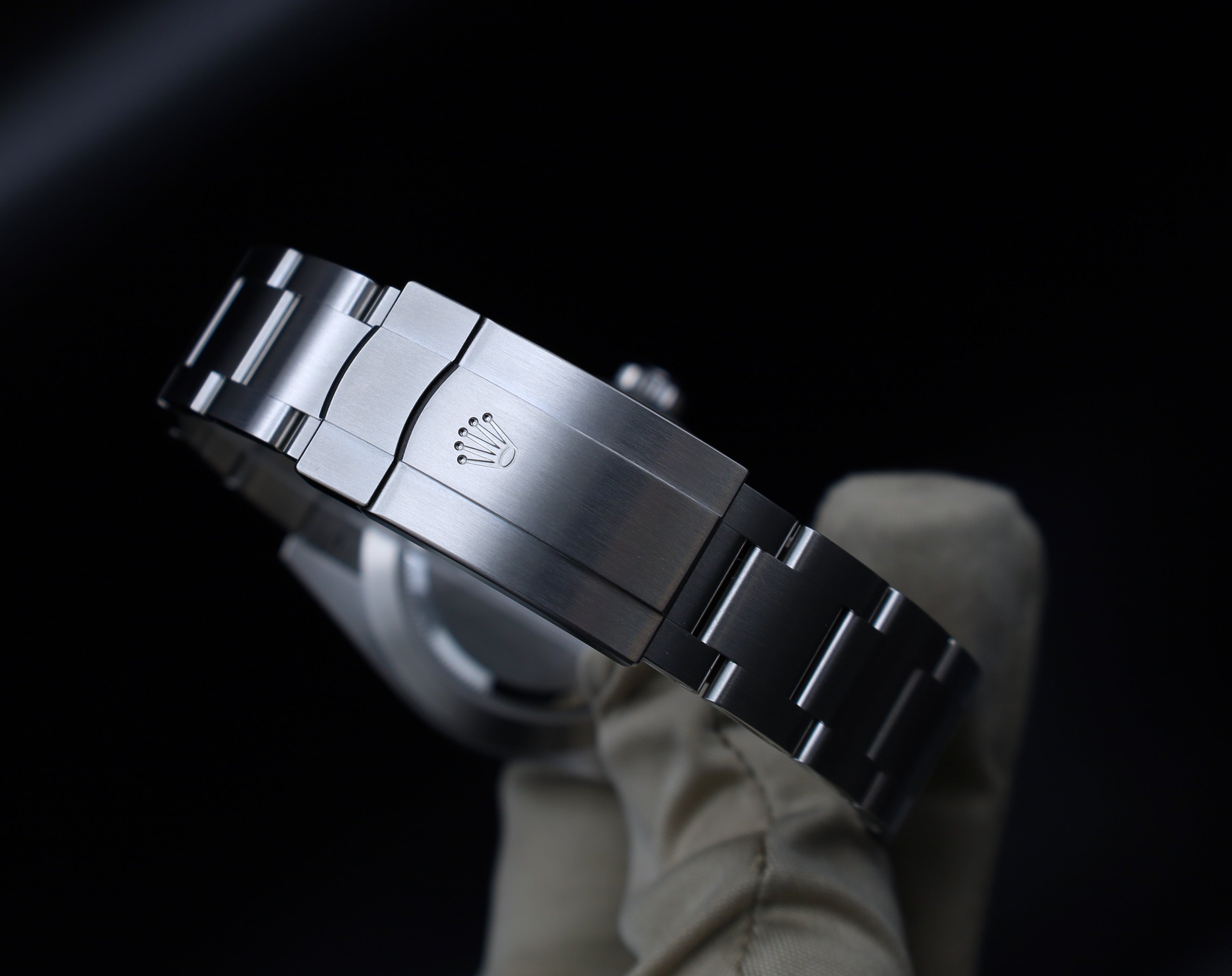 Rolex Oyster Perpetual 41 Pistazie / Pistacho - 11/2025 - LC100 - Full Set - Neu