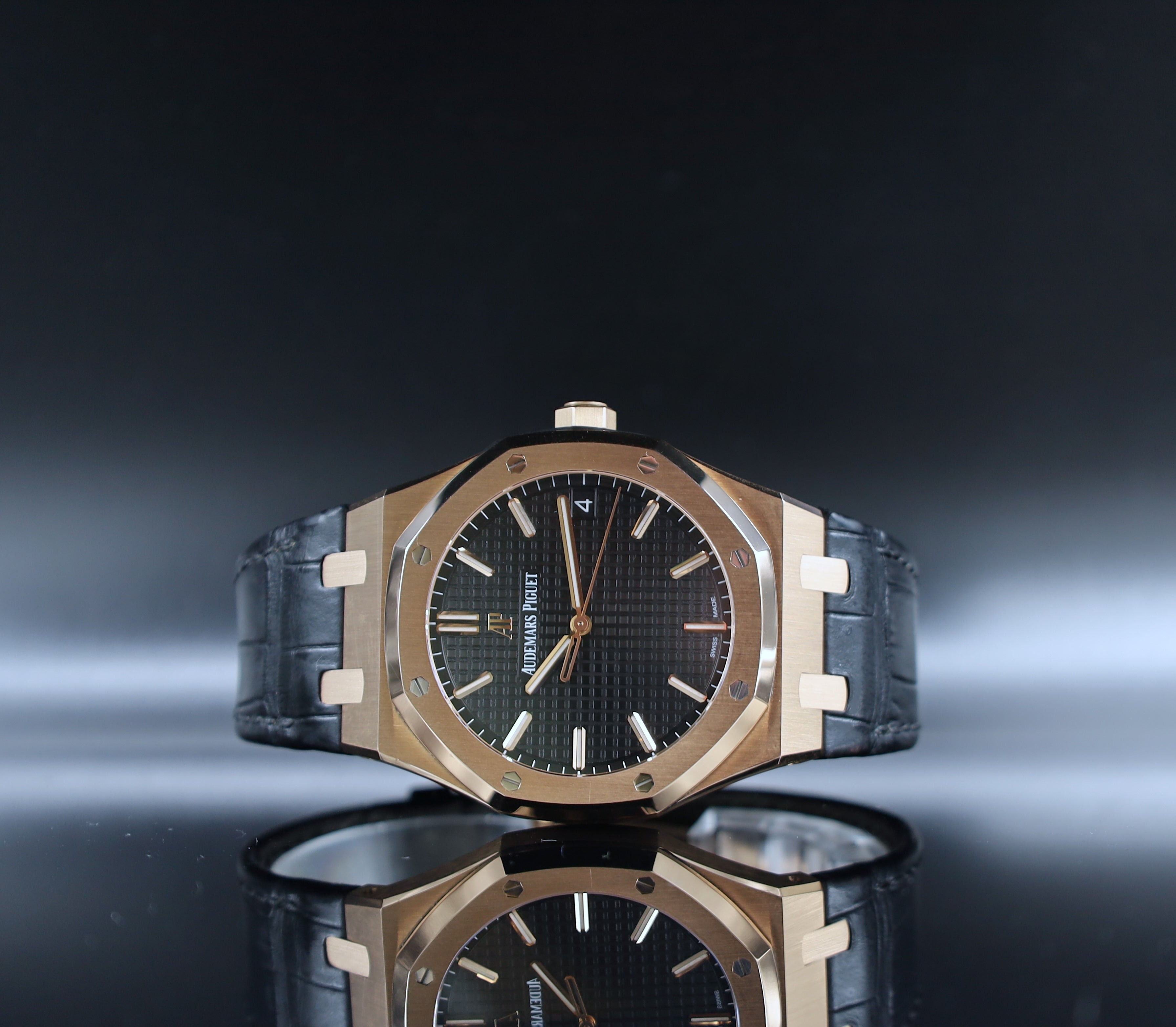 Audemars Piguet Royal Oak am Lederband - 2020 - Fullset - 15510OR