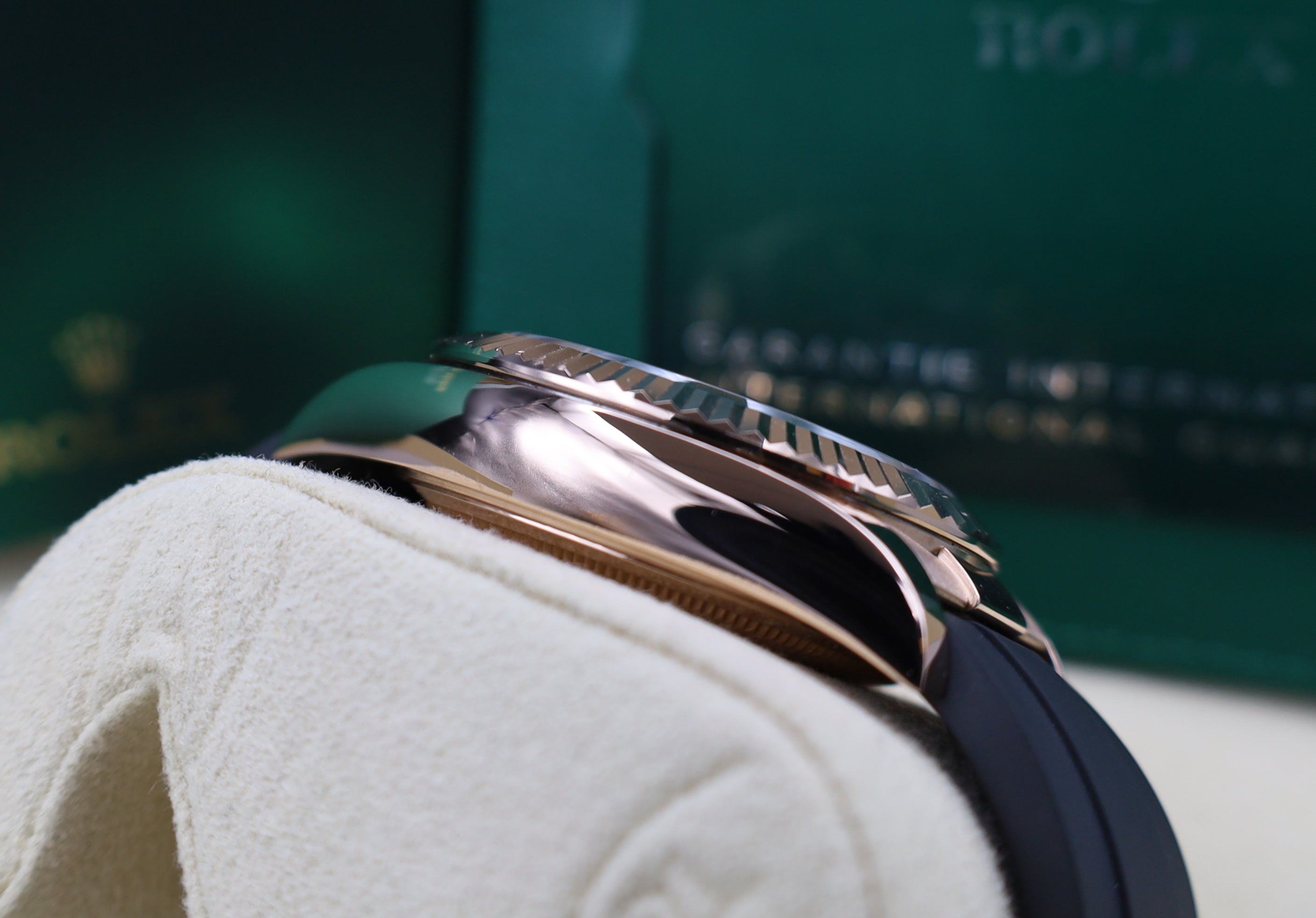 Rolex Sky-Dweller Oysterflex Roségold Rhodium Blatt - 2022 - 326235 - Fullset