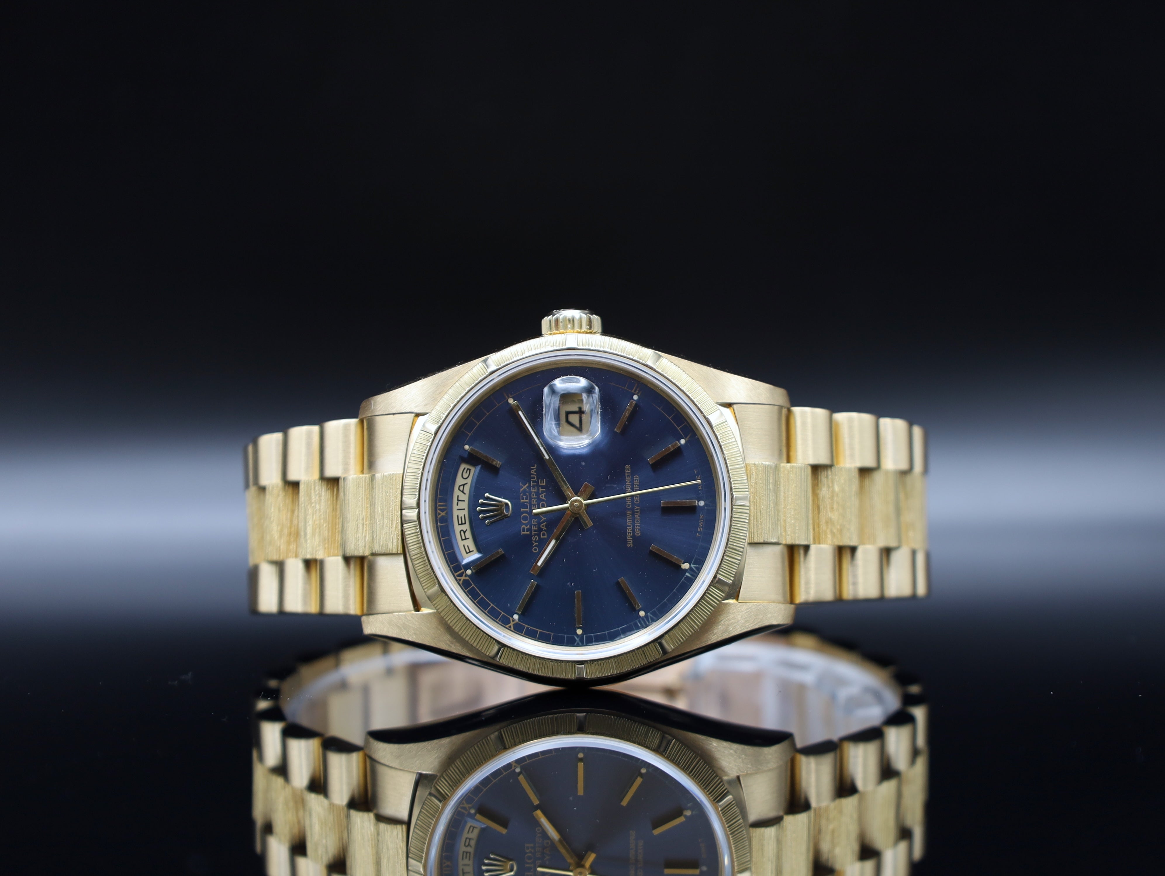 Rolex Day-Date 36 Borke - Blaues Blatt - Neuer Service - 18248