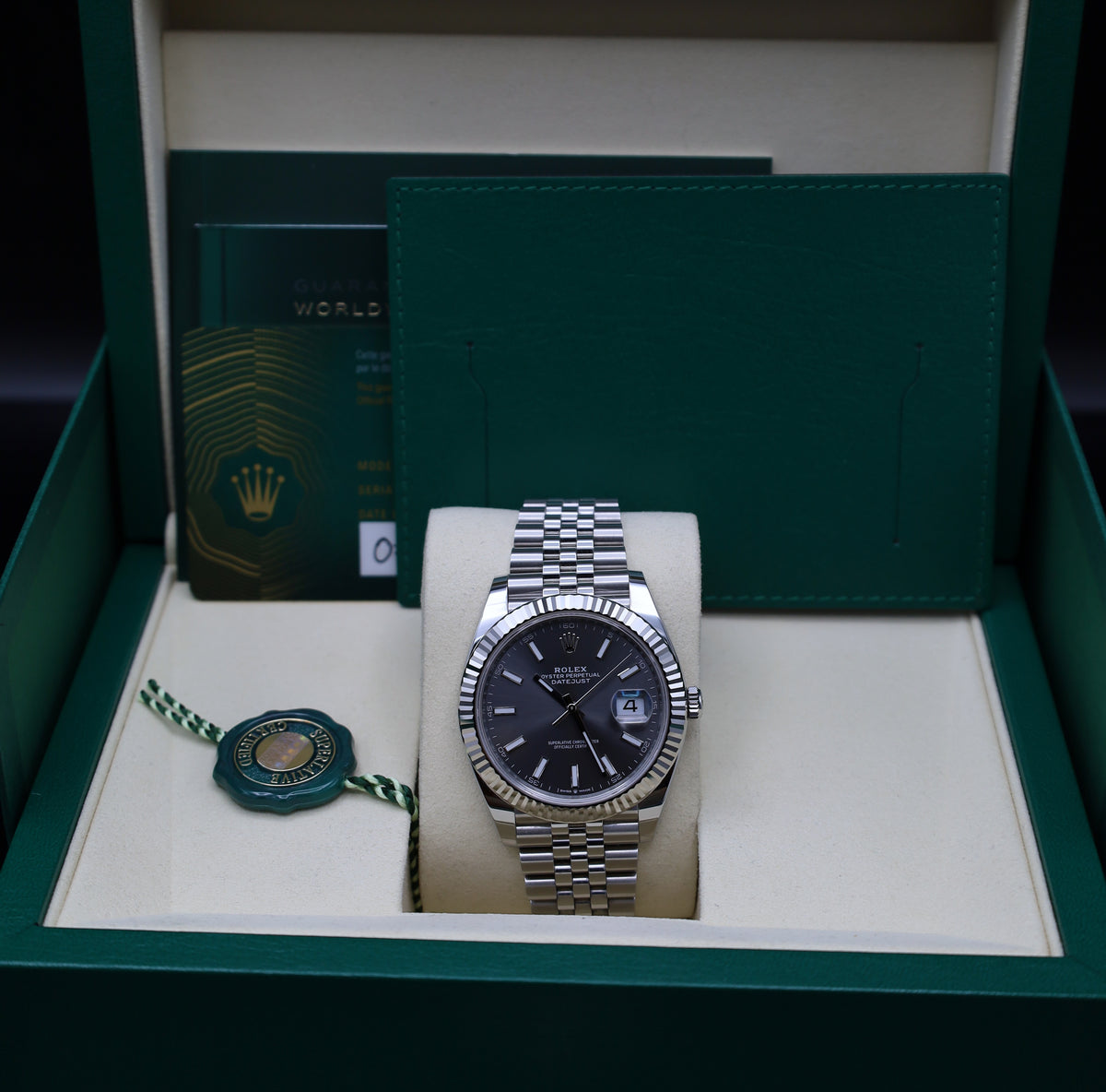 Rolex Datejust 41 Rhodium/ Grau - 2024 - LC100 - Neuwertig - Fullset - Jubileeband - 126334