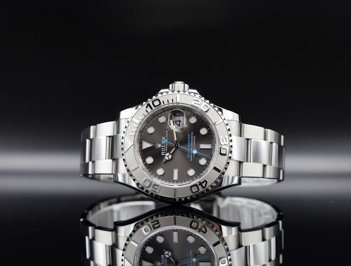Rolex Yacht-Master 40 Rhodium  - 2023 - LC100 - Neuwertig - Full Set