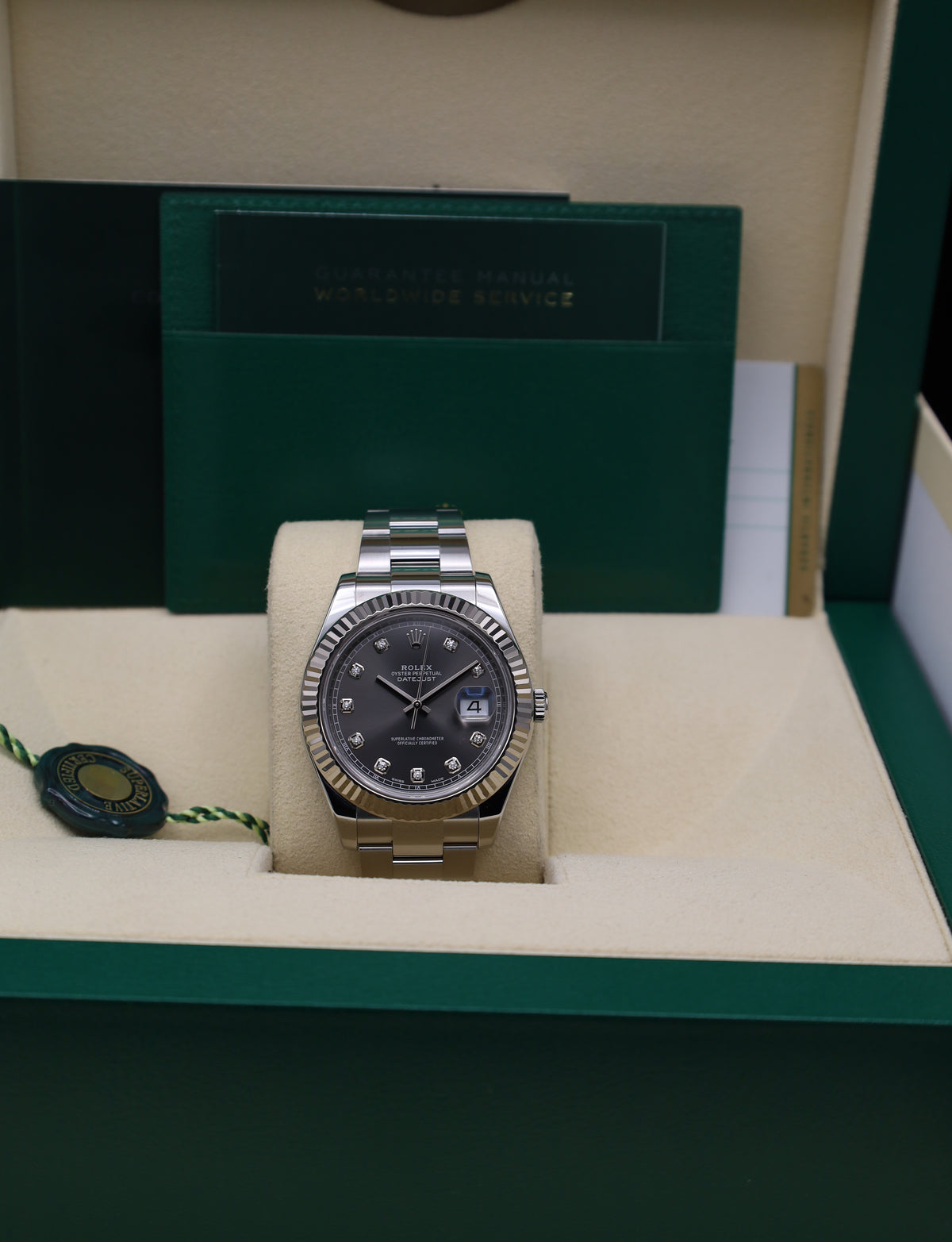 Rolex Datejust 41 Grau Diamant - Oysterband - LC Niederlande - Full Set - 116334