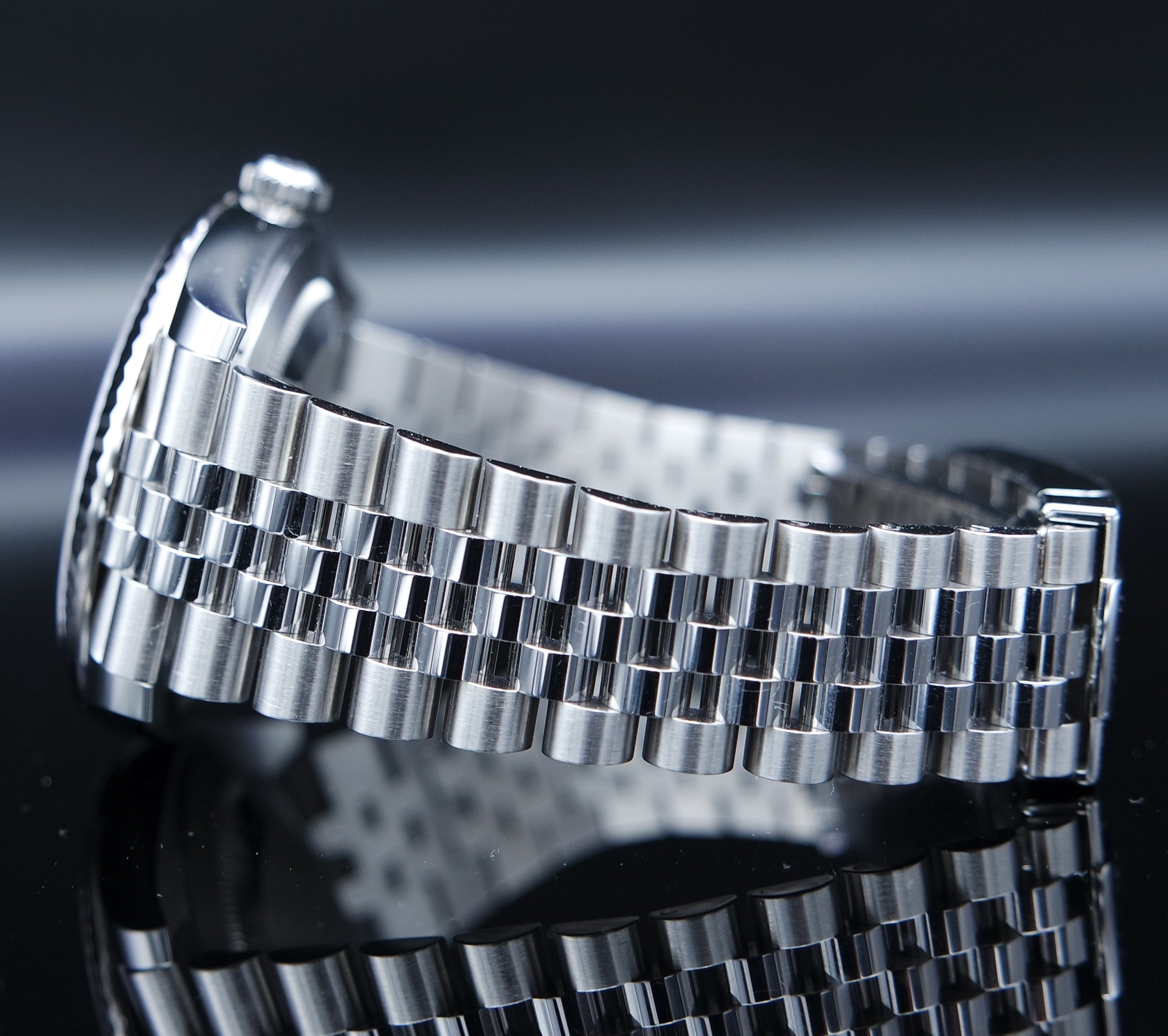 Rolex Datejust 41 Azzuro / Azure - Roman Dial - 2023 - Fullset - Jubileeband