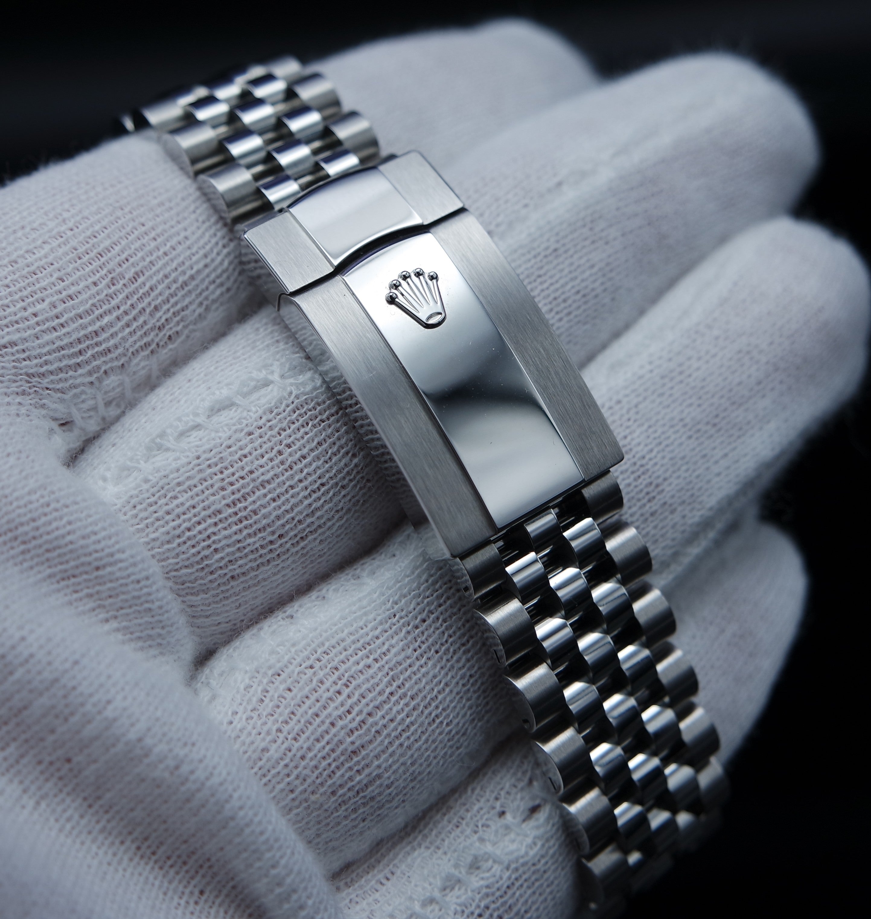 Rolex Datejust 41 Azzuro / Azure - Roman Dial - 2023 - Fullset - Jubileeband